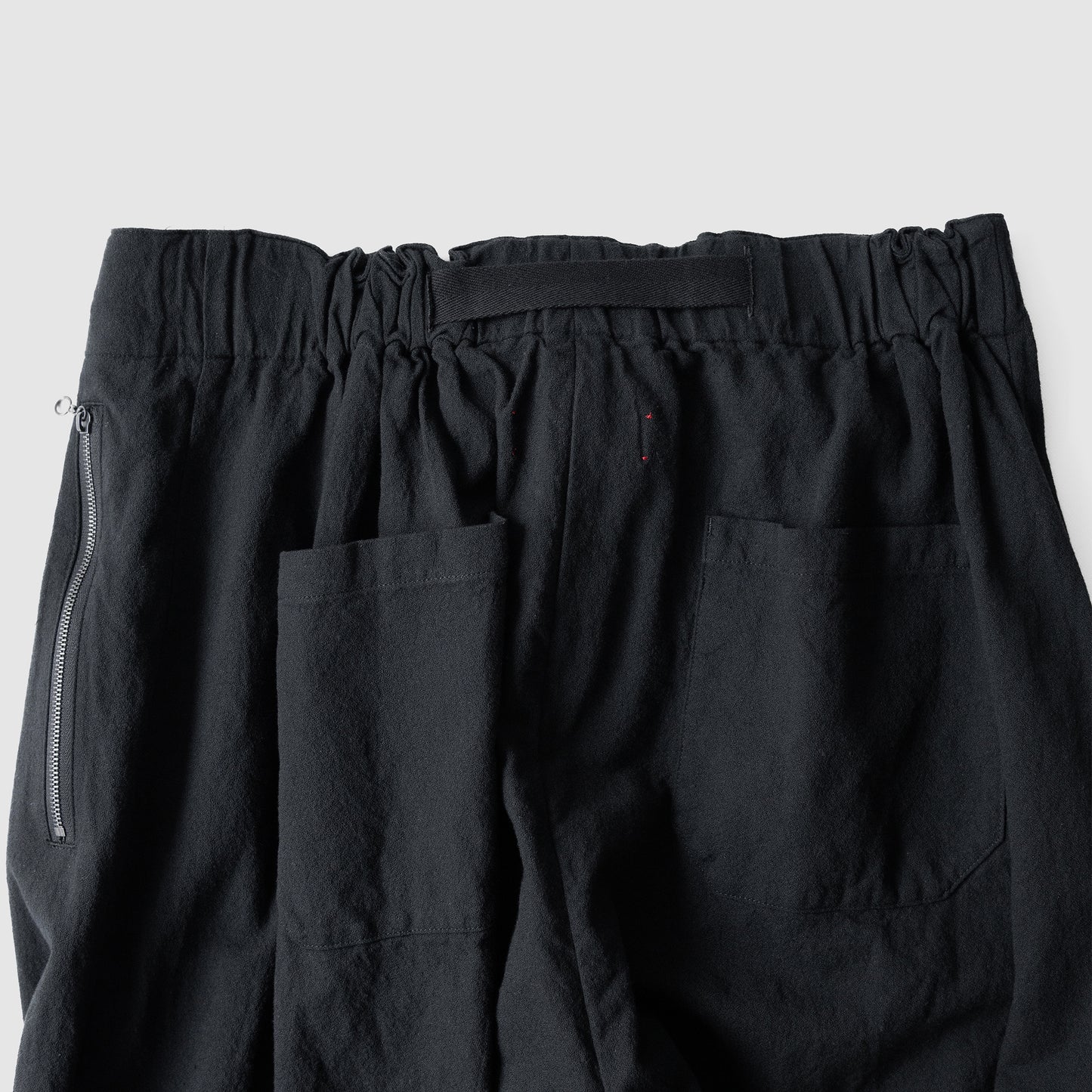 barbell object / clip tuck pt "black"