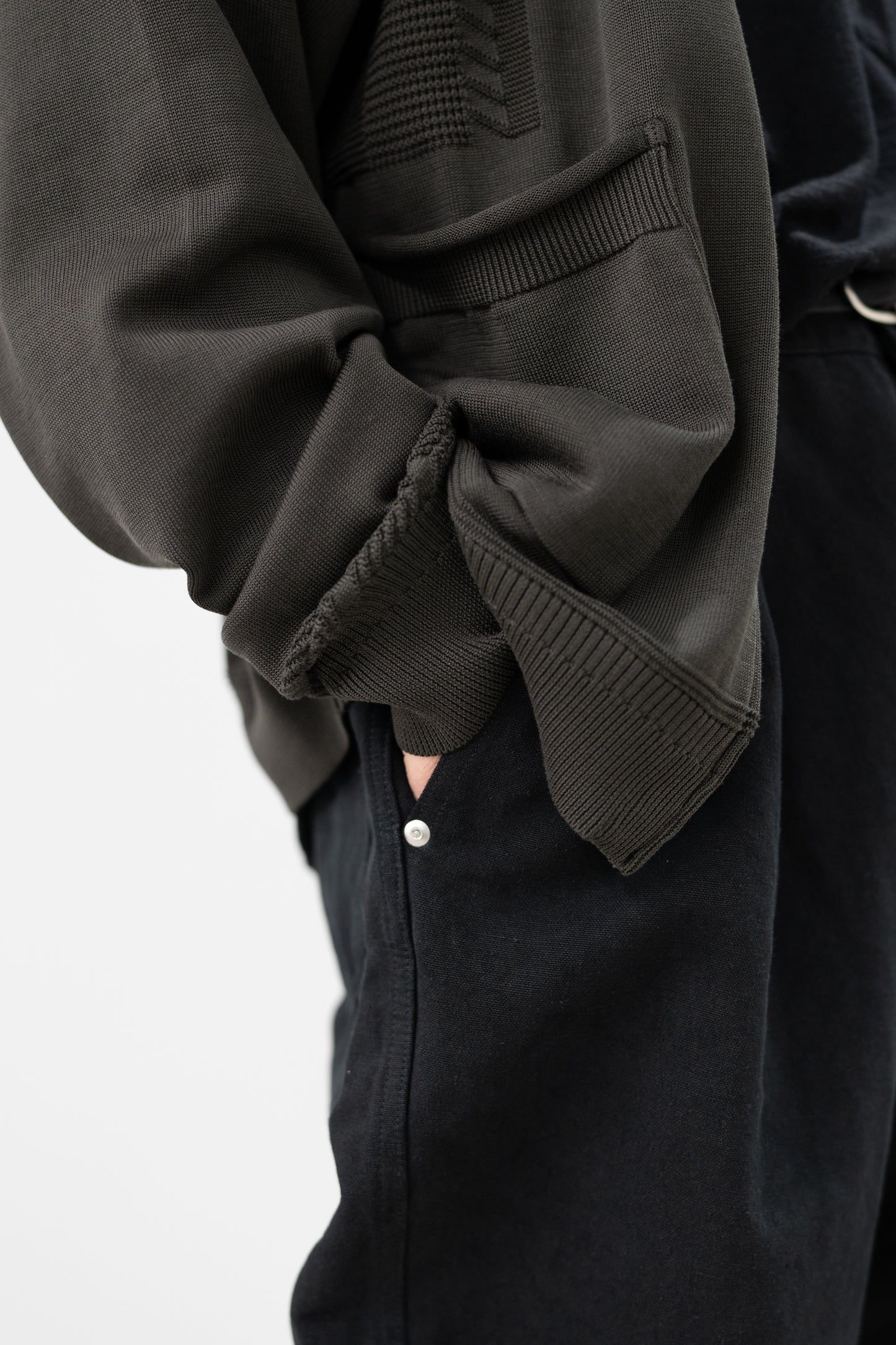 YASHIKI / Akiyo Zip Cardigan "DARK-OLIVE"