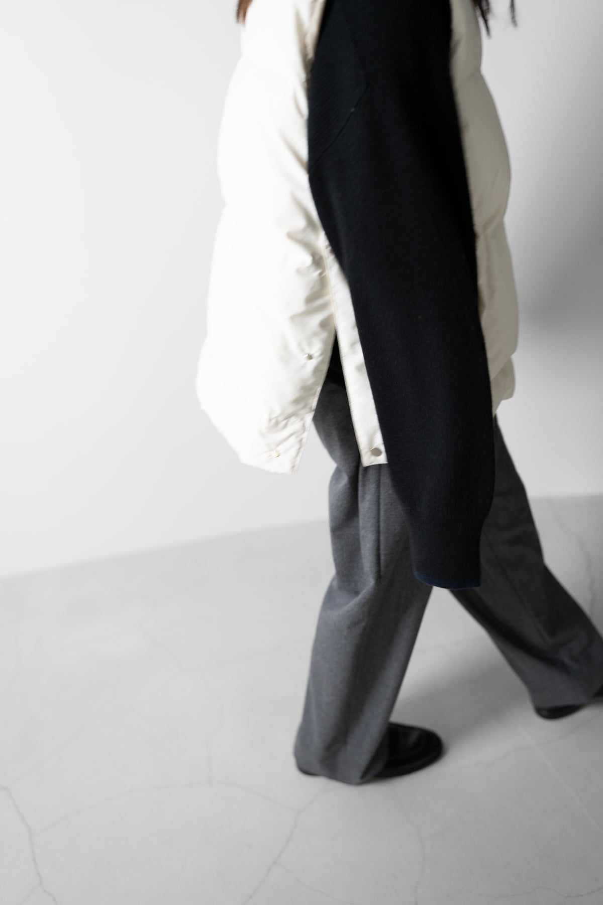 ANCELLM / DOWN VEST "WHITE"