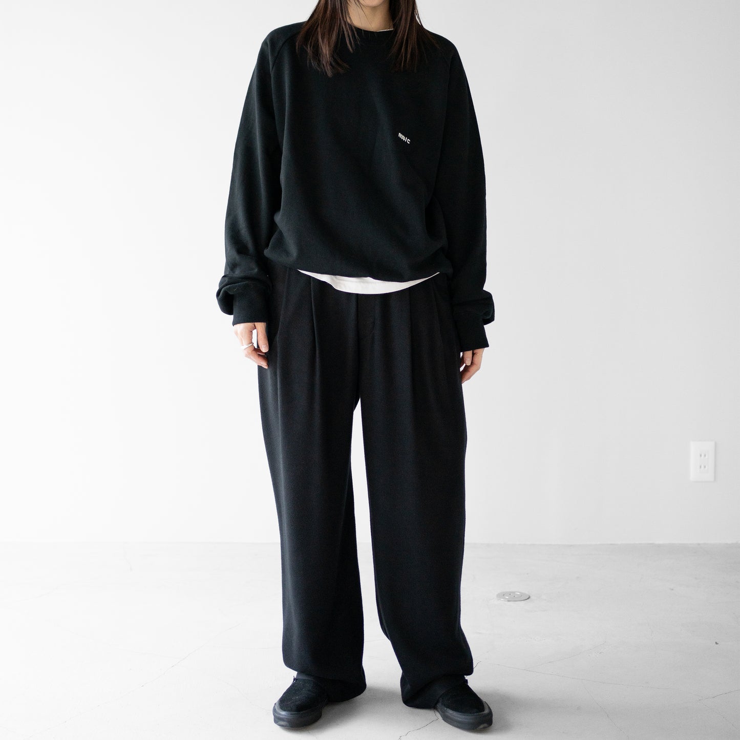 Attic / 2026 Sweat shirt "BLK"