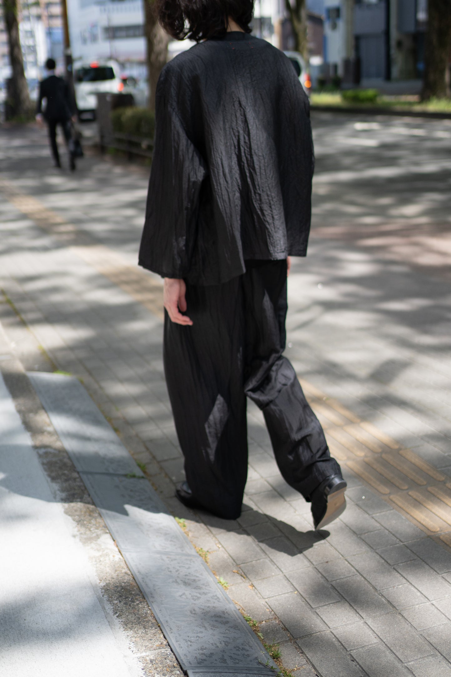 barbell object / zip sh "black"