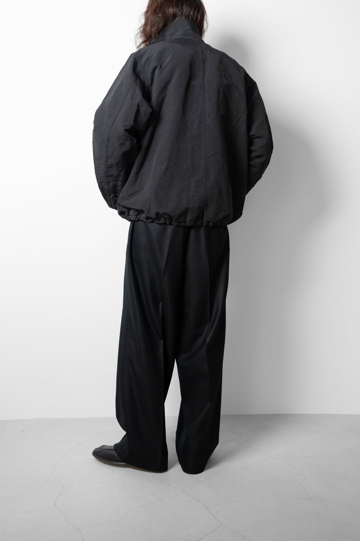 barbell object / coach jkt "black"