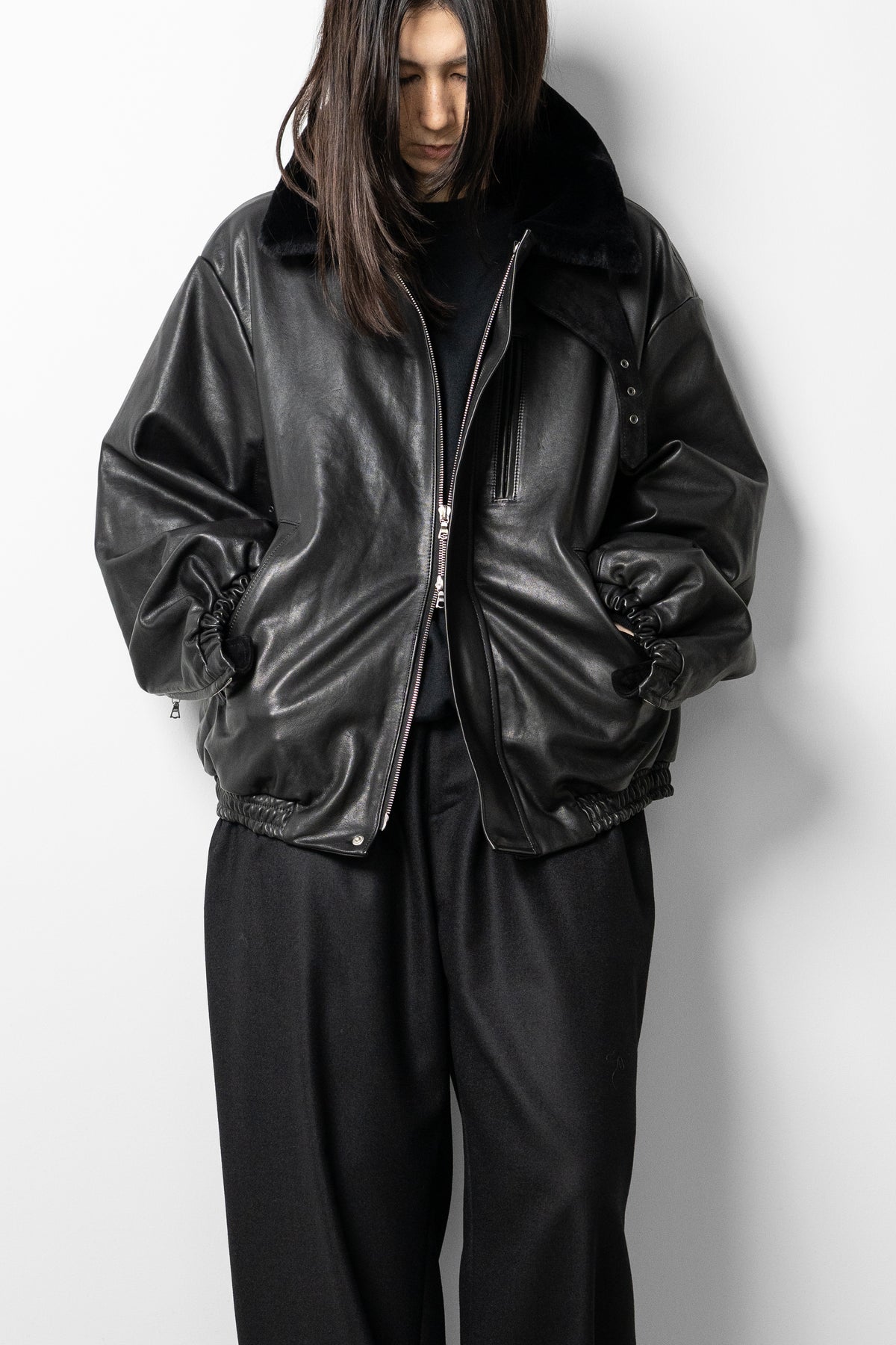 ssstein/ MOUTON COLLAR CALF ZIP JACKET "BLACK"