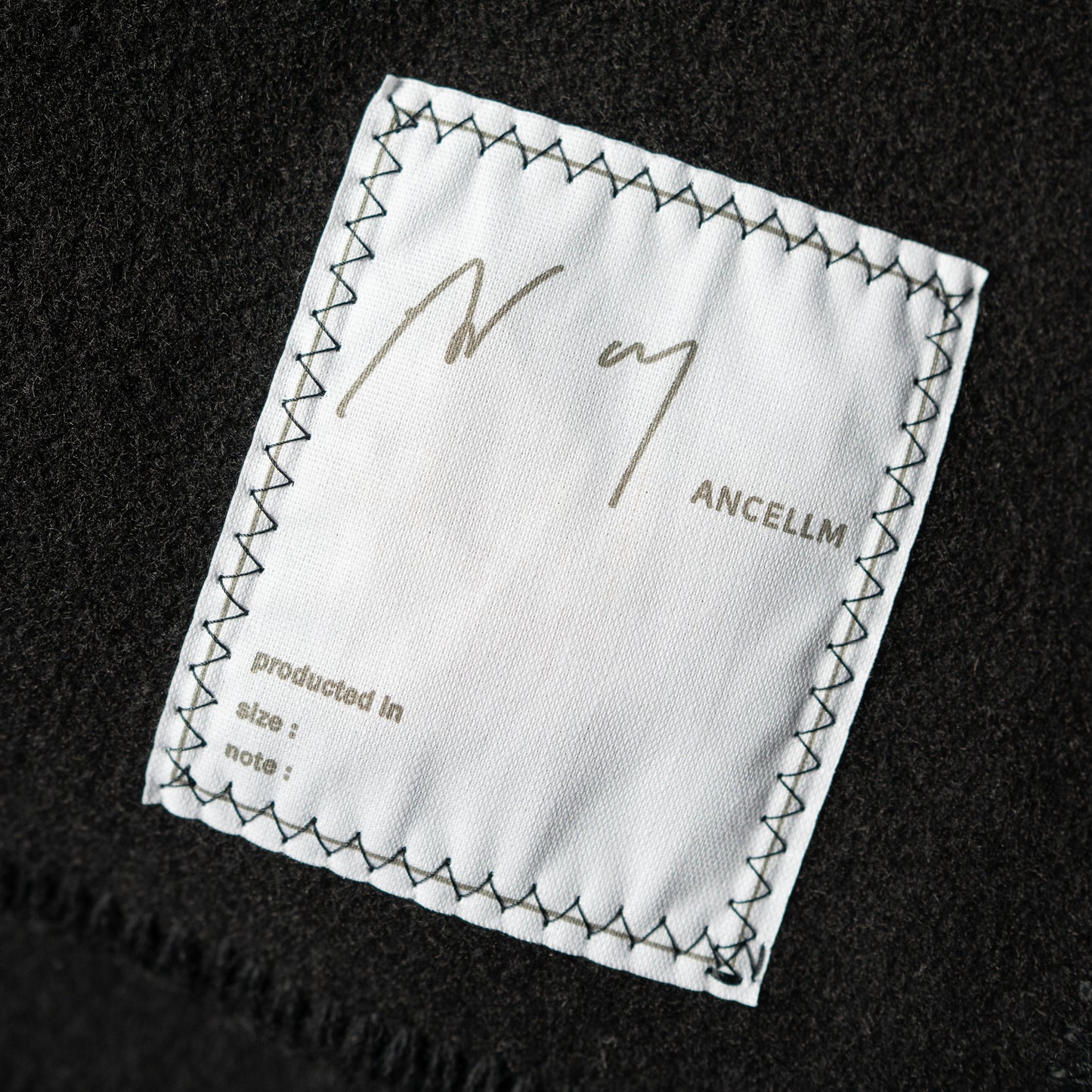 ANCELLM / WOOL BLANKET SCARF "BLACK"