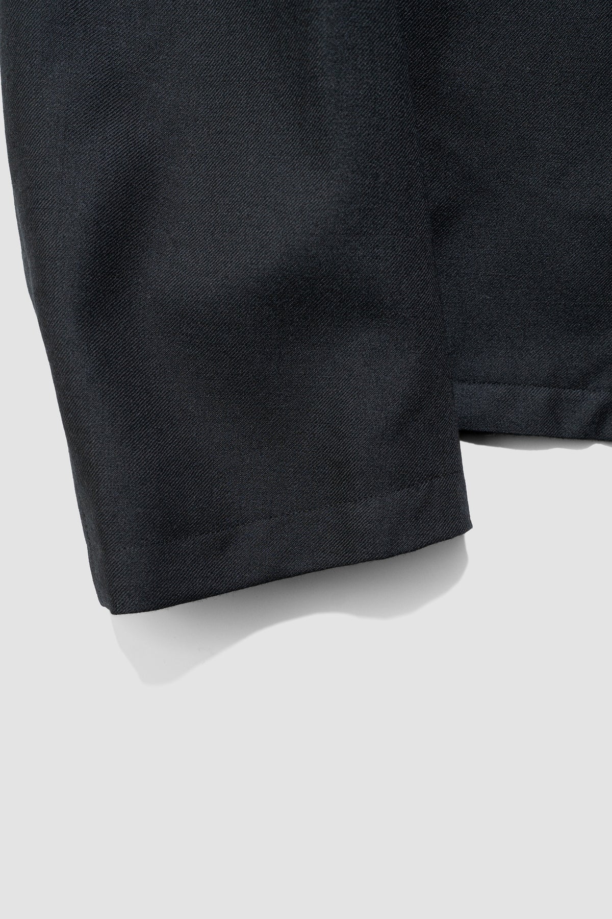 YOKE/ Sculptural Wired Zip Blouson "Carbon"