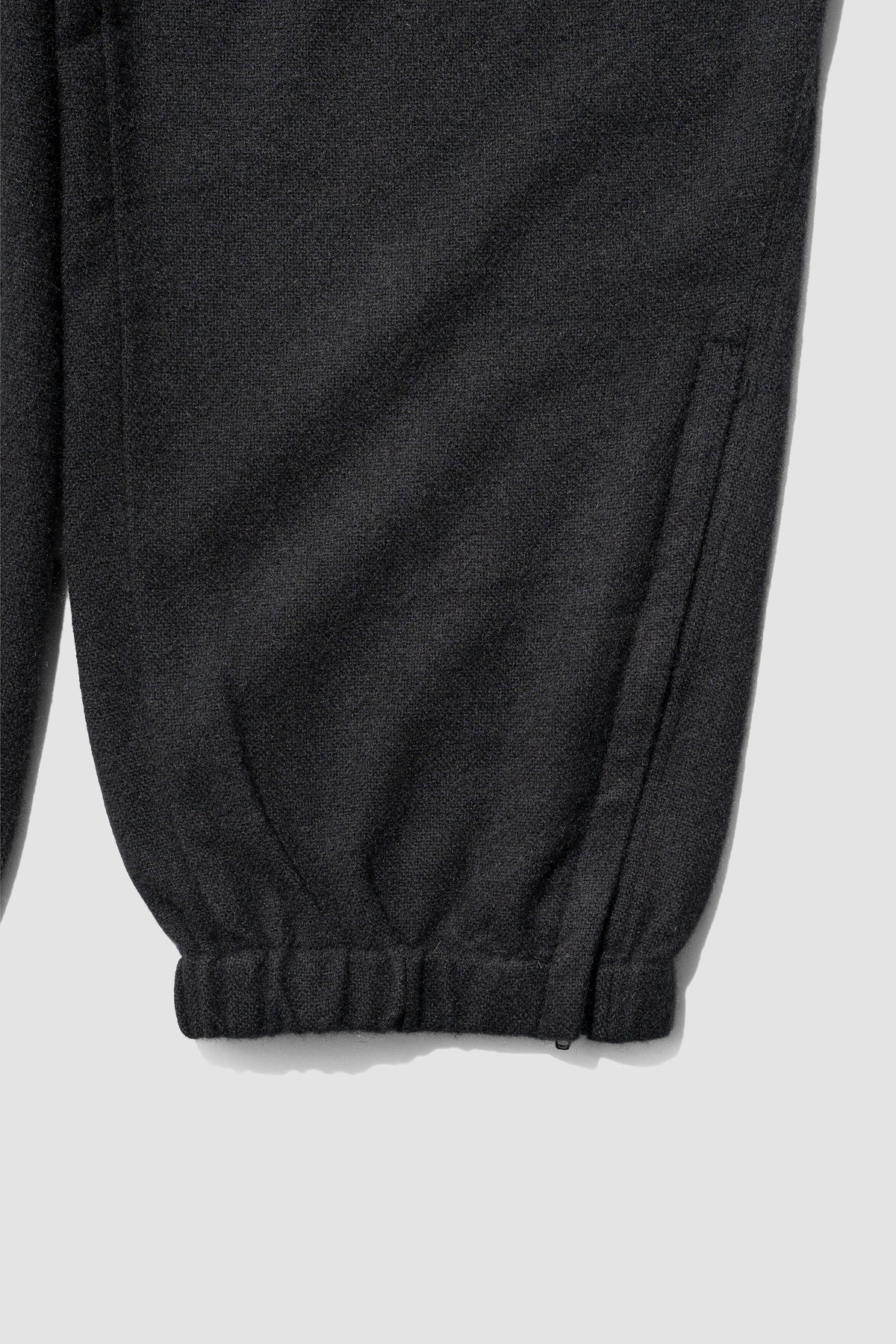 barbell object / jg pt "black"