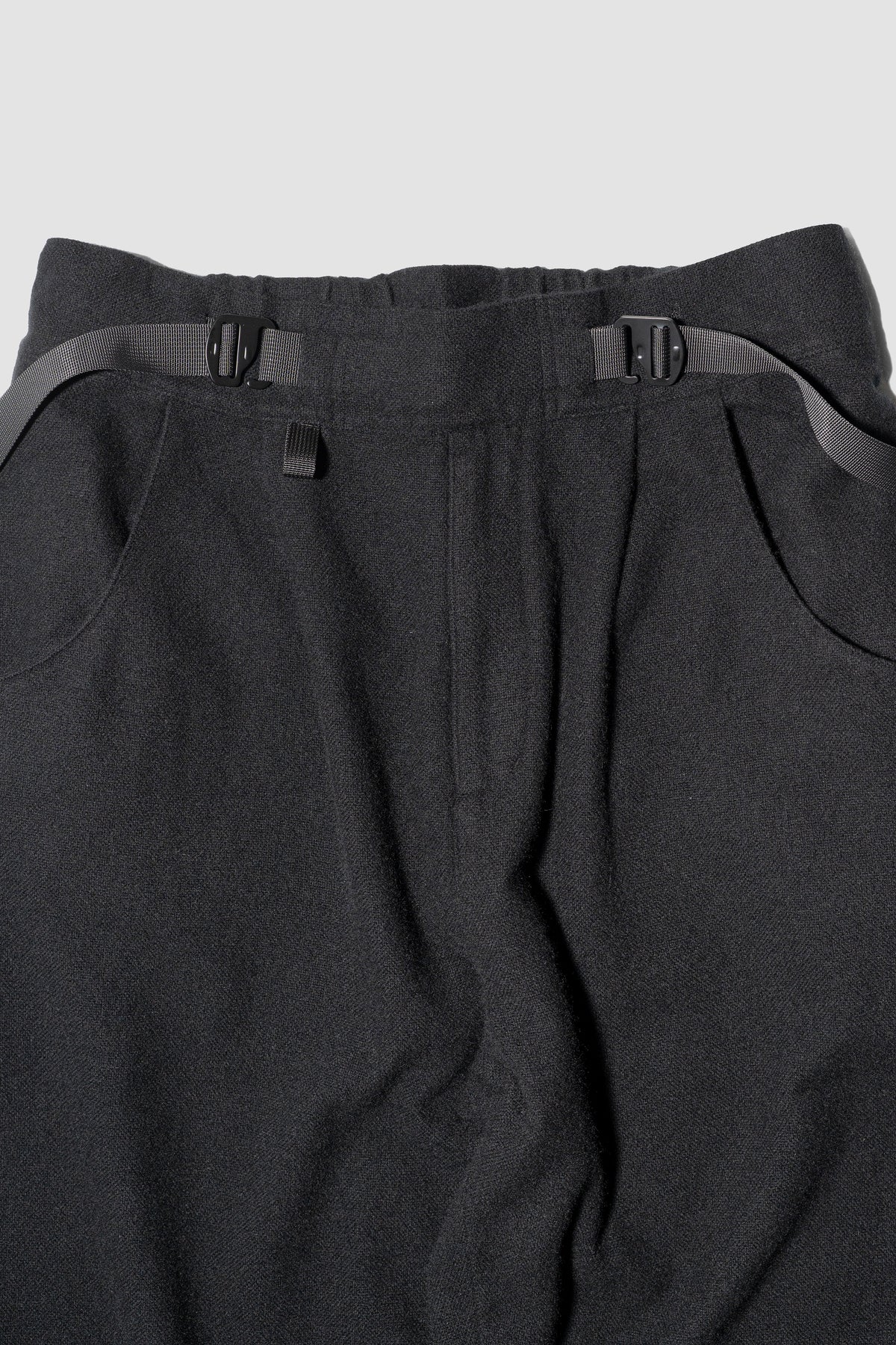 barbell object / jg pt "black"