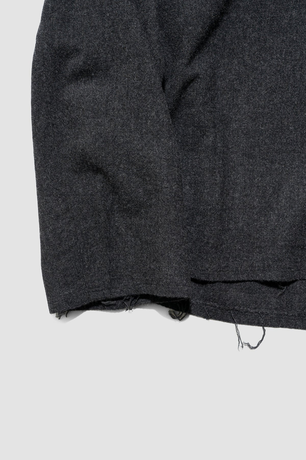 barbell object / v top "charcoal"