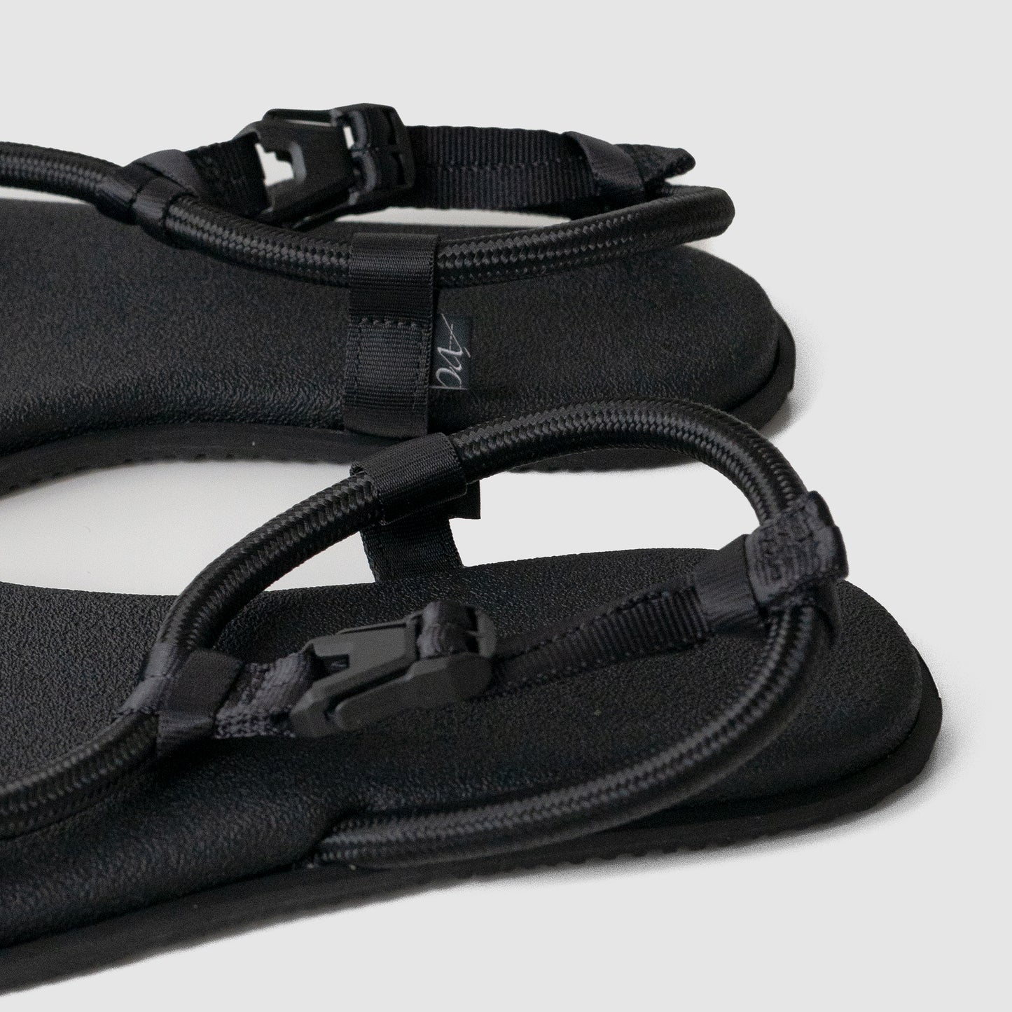 AM / String Sandals "BLACK"