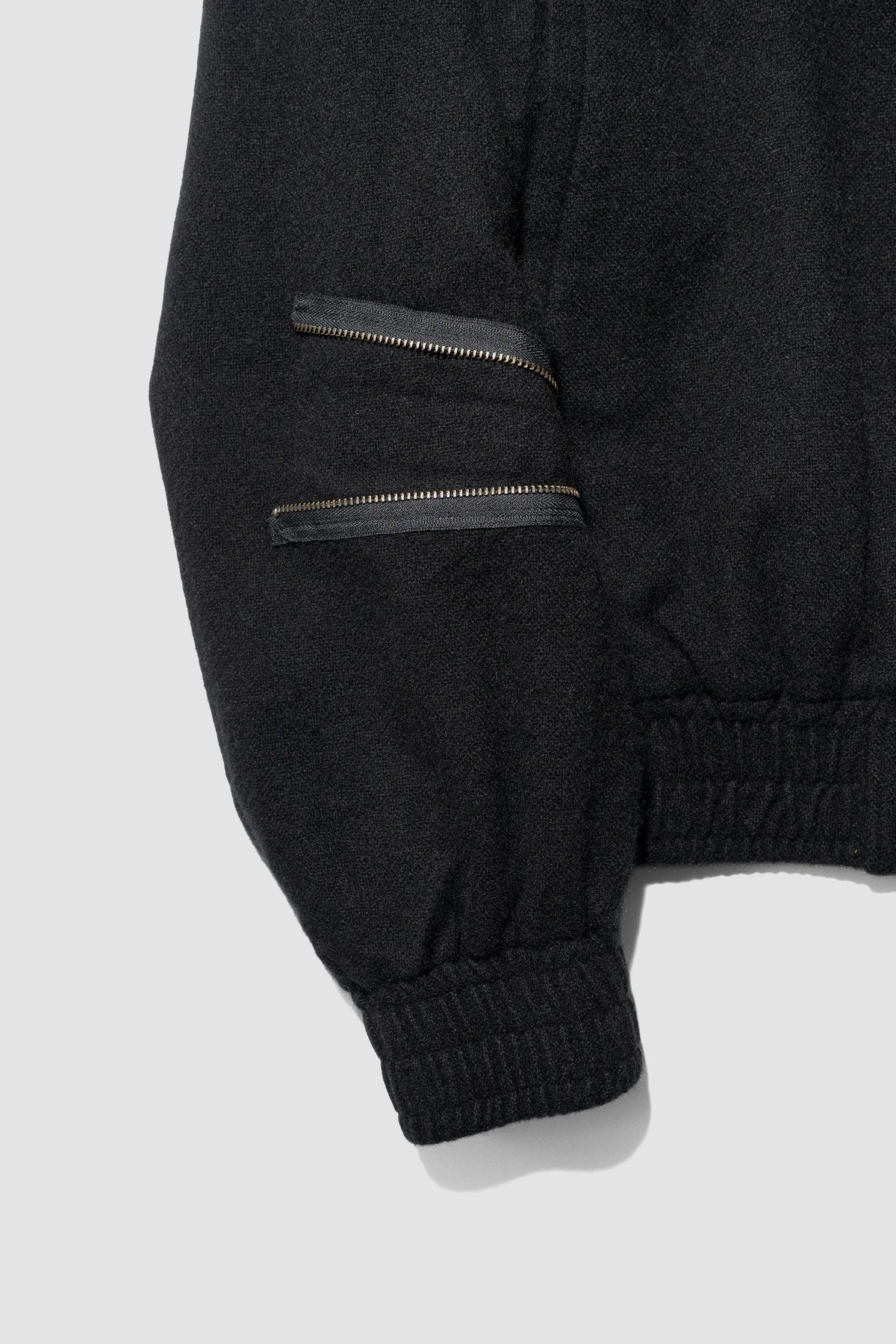 barbell object / zipper ma-1 "black"