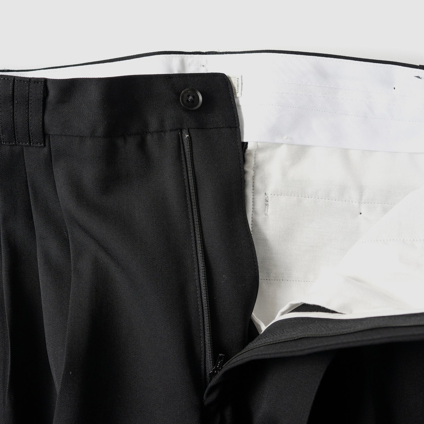 YOKE/ 3pleated Wide-leg Trousers "BLACK"