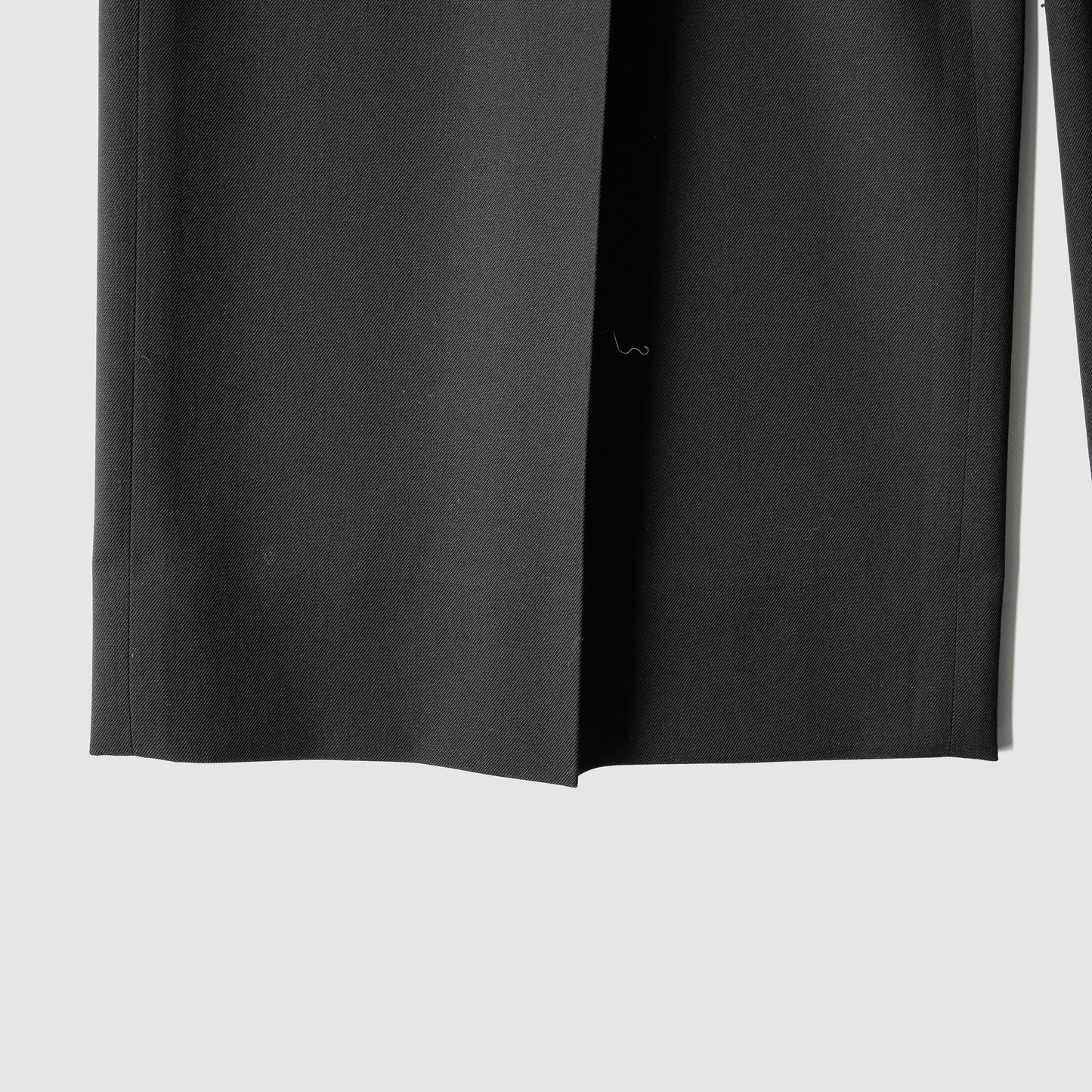 YOKE/ 3pleated Wide-leg Trousers "BLACK"