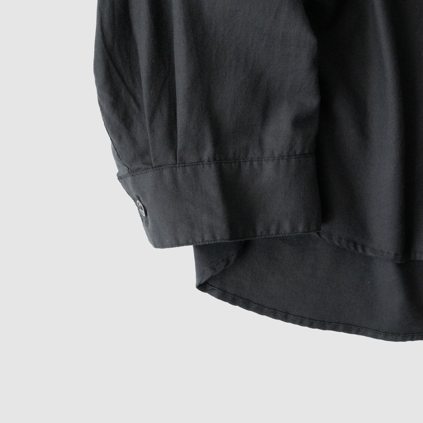 ANCELLM / C/S TAILORED SHIRT "BLACK"