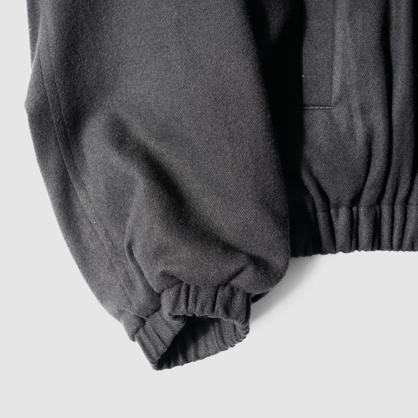 ssstein/ RAYON SILK FLANNEL SHIRRED LIGHT ZIP JACKET "BLACK"