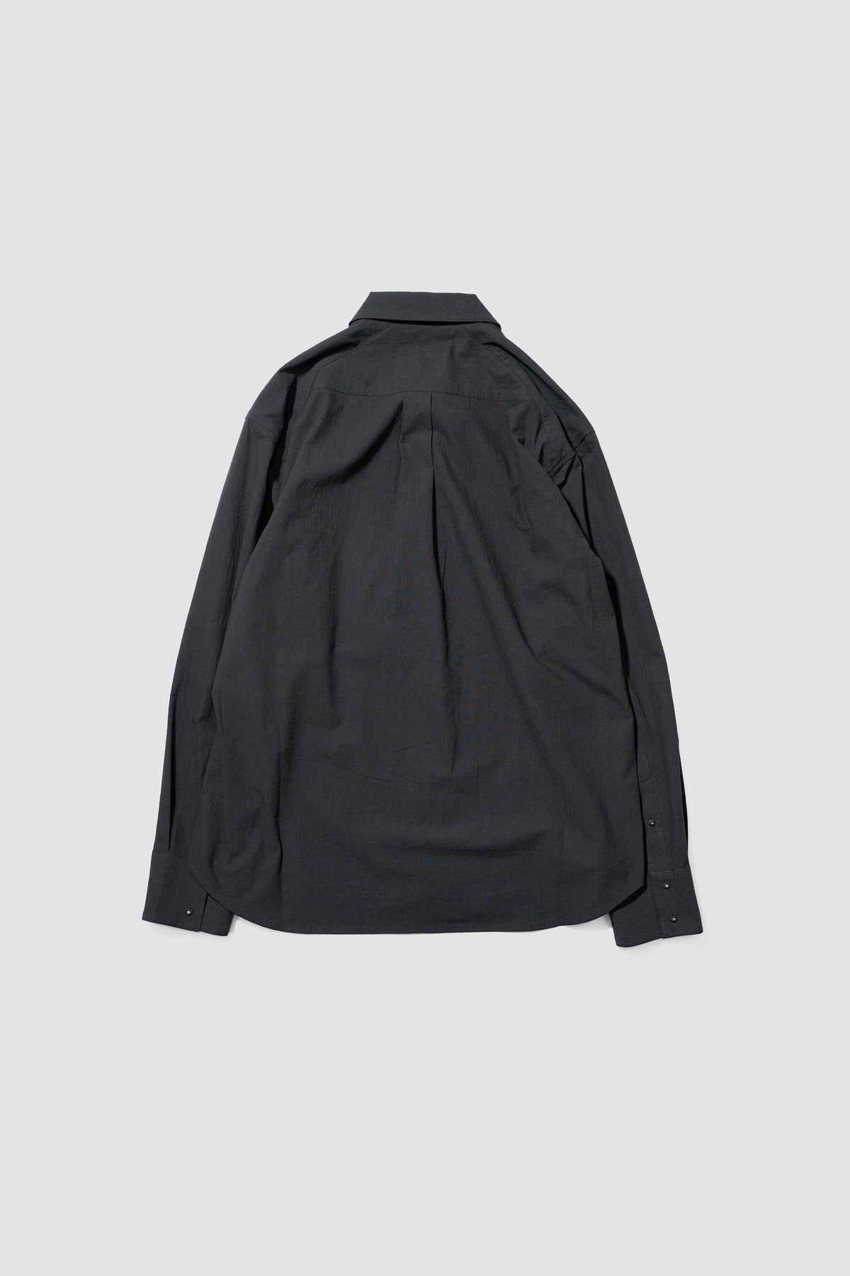 VUJA DÉ / Haku Split Collar Shirt in Twisted Cotton "Black"