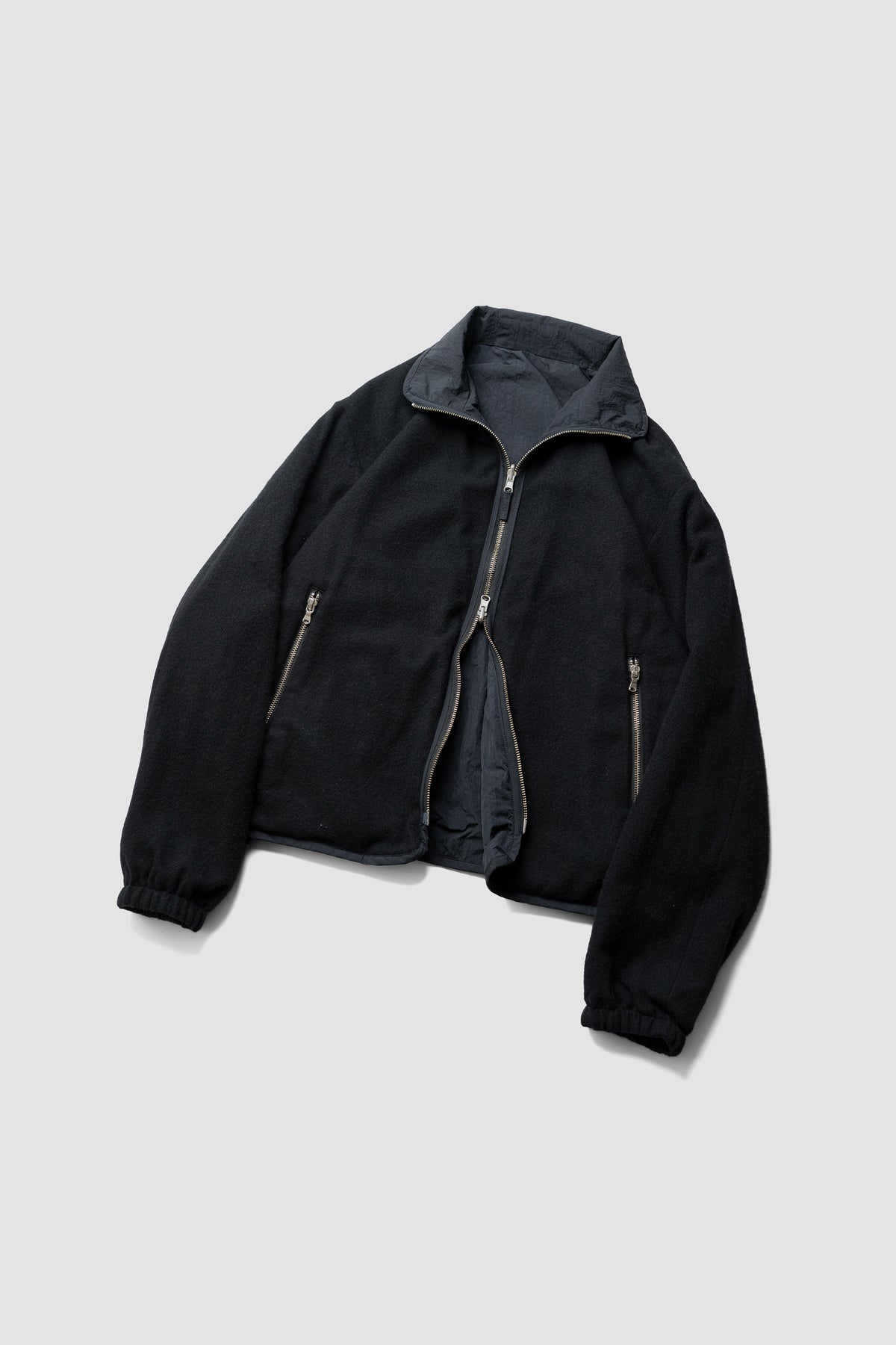 YOKE/ Wool Cashmere Fleece Reversible Blouson "Black"