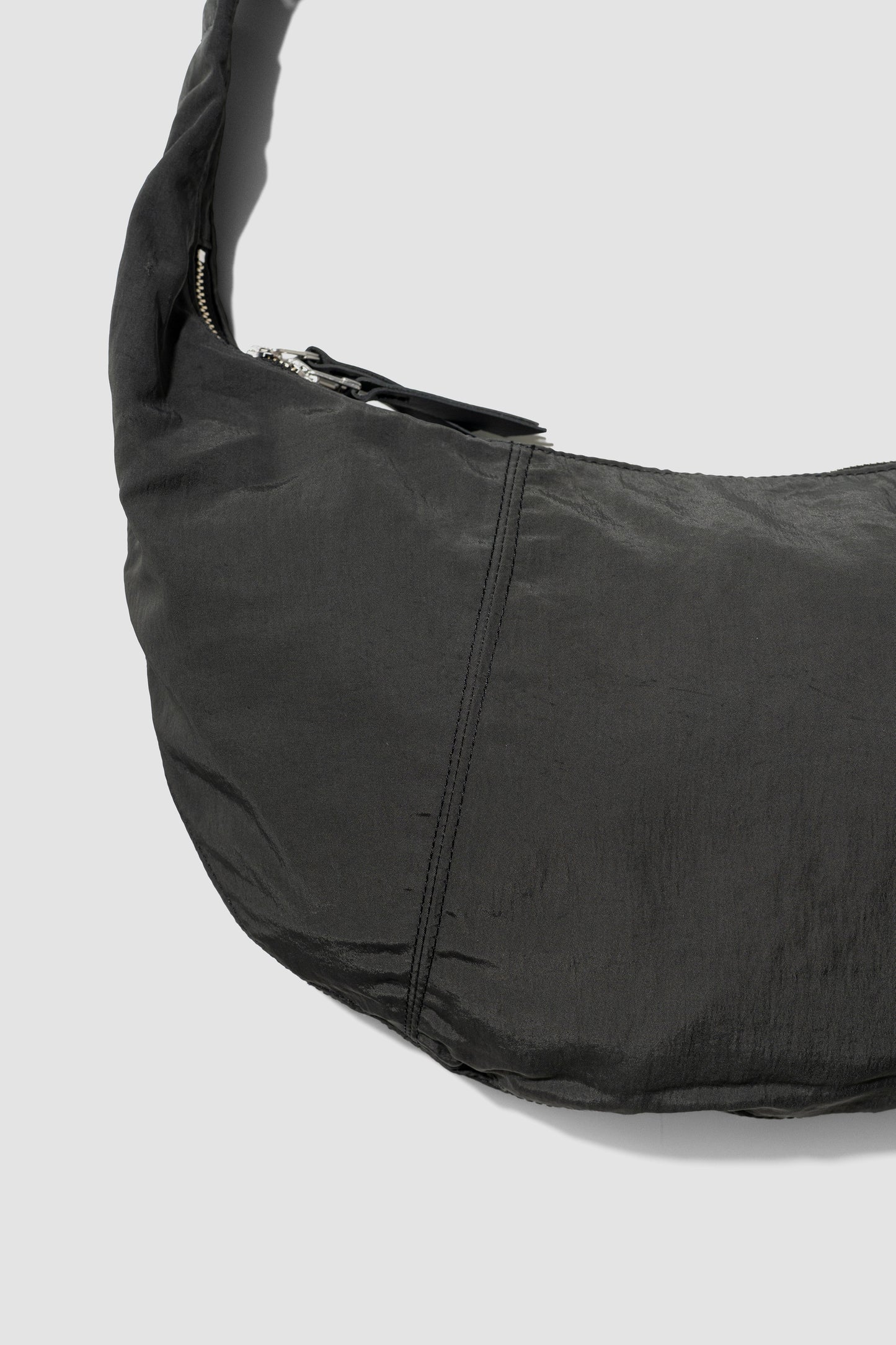 YOKE/ Nylon Circle Shoulder Bag "BLACK"