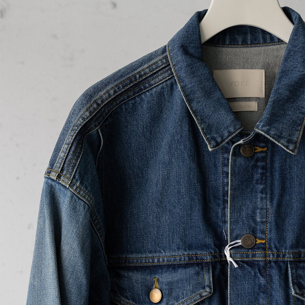 YOKE/ BLEACHED 3GEN DENIM TRUCKER JACKET "IND"