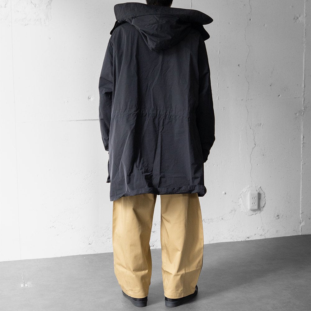 YOKE/ CANADIAN MILITARY PARKA "BLK"