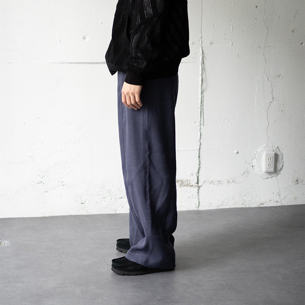 YOKE/ LINEN FRONT GATHER WIDE TROUSERS "FOG NAVY"