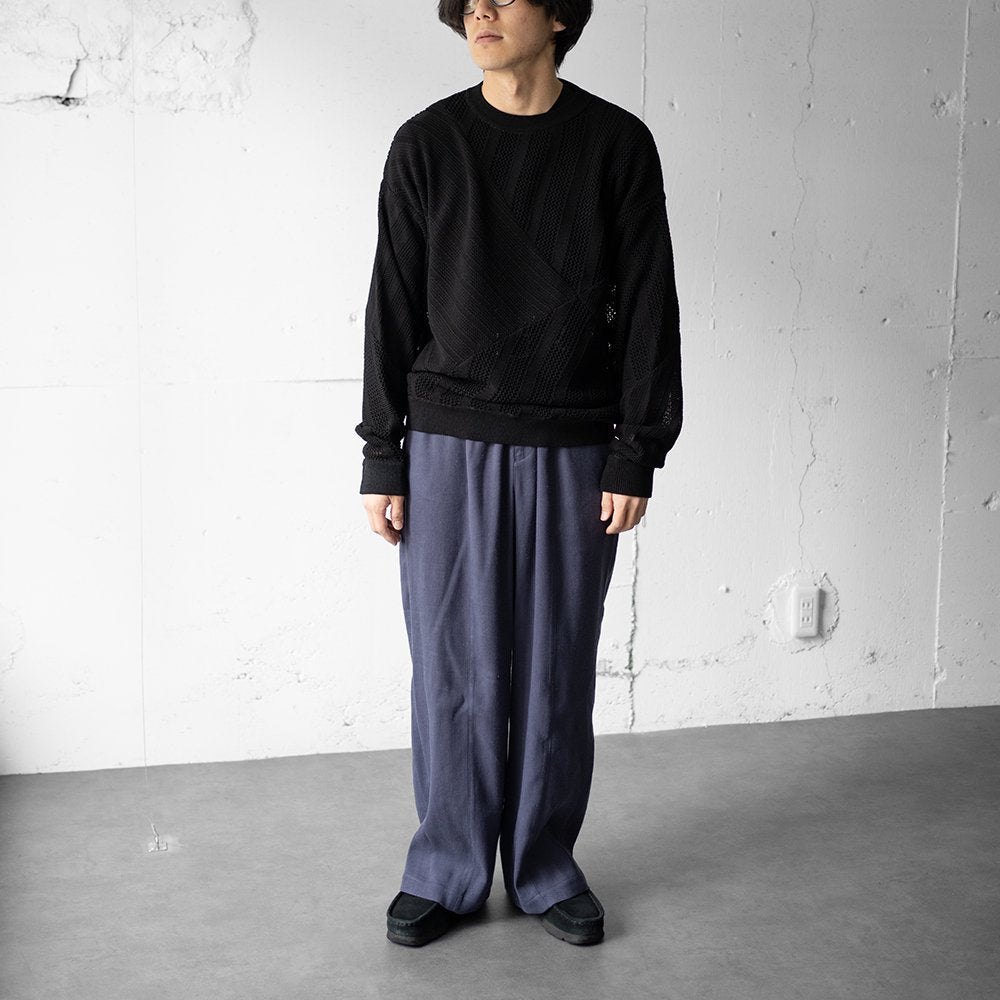 YOKE/ COTTON MESH STRIPE CREWNECK SWEATER "BLACK"