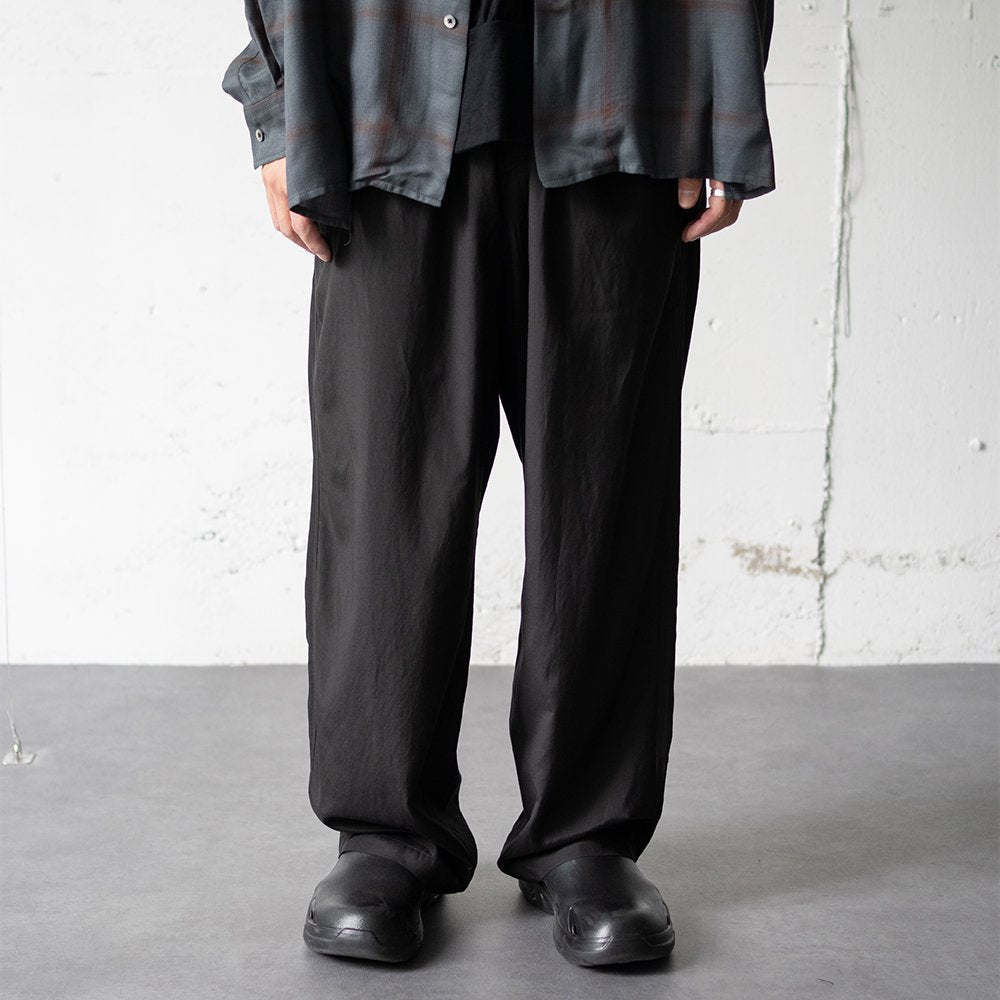 YOKE/ RAYON COTTON EASY PANTS "BLACK"