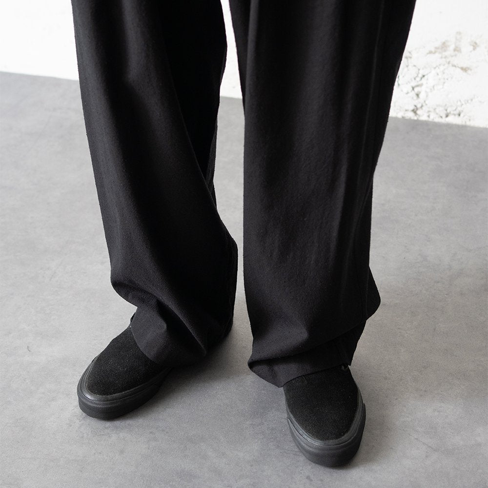 ssstein/ SILK NEP CLOTH EASY WIDE TROUSERS "BLACK"