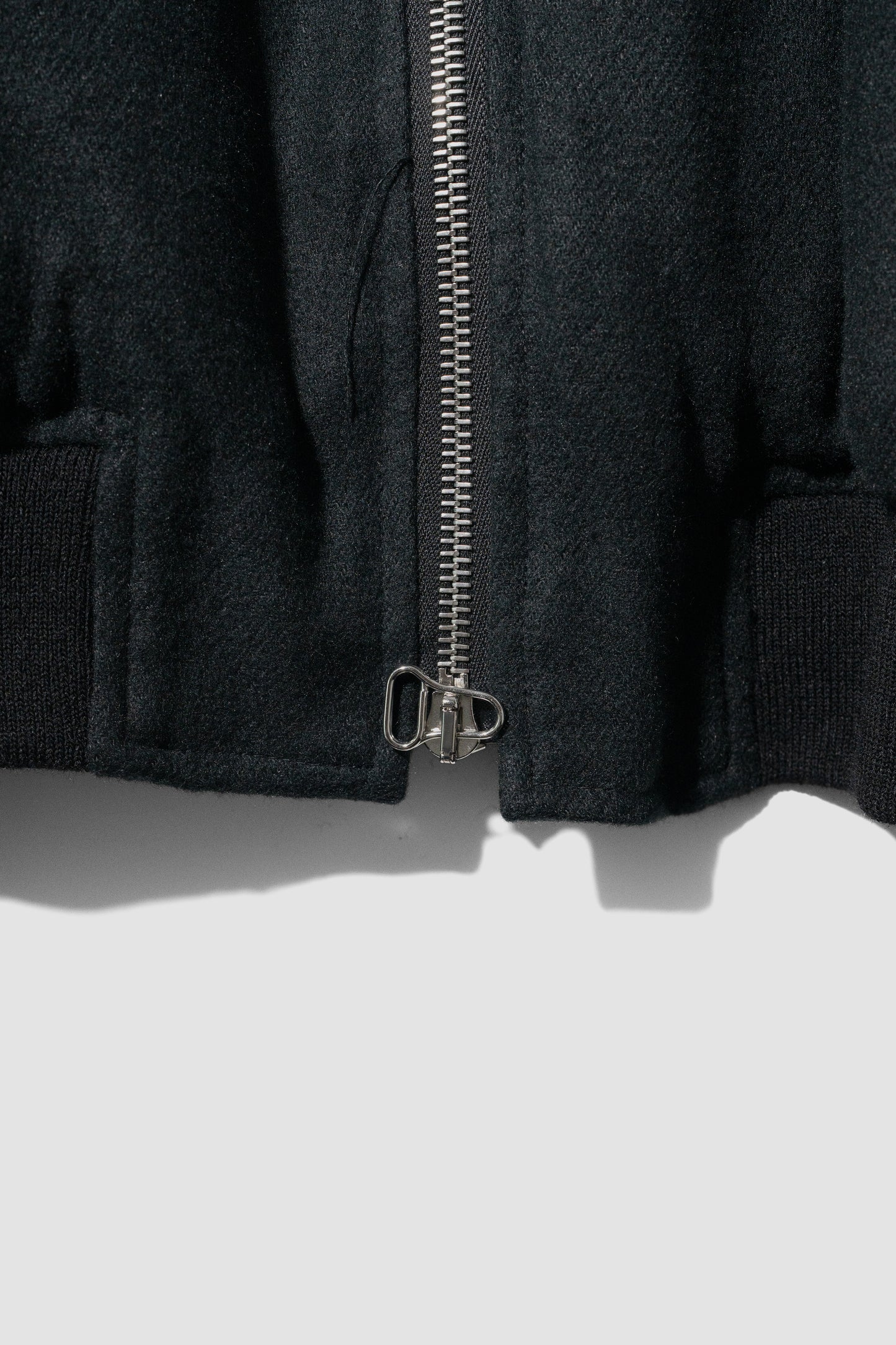 VUJA DÉ / Bale Cocoon Bomber in Linen Viera "BLACK"