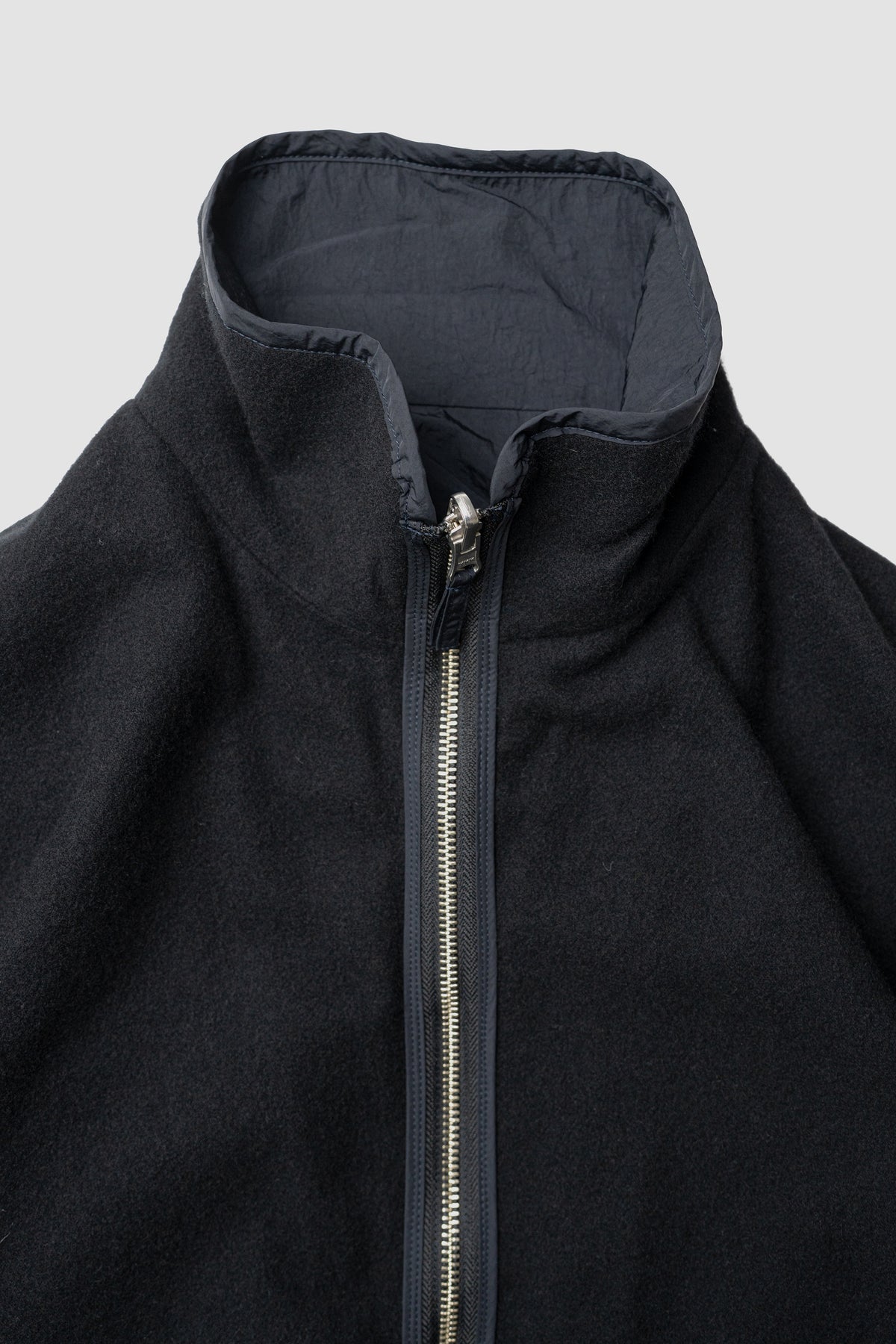 YOKE/ Wool Cashmere Fleece Reversible Blouson "Black"