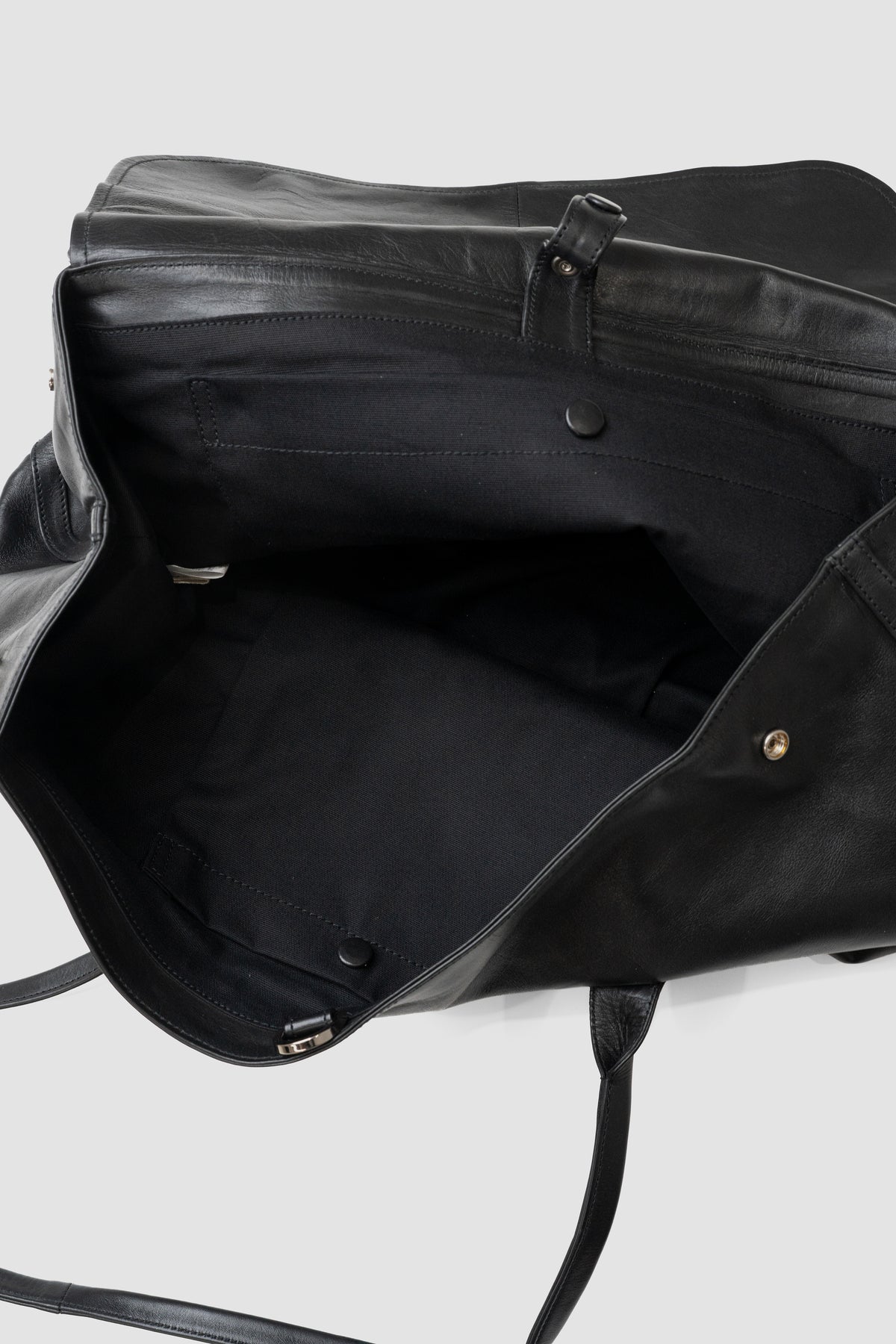 CCU / ROUND TOTE BAG L SIZE "BLACK"
