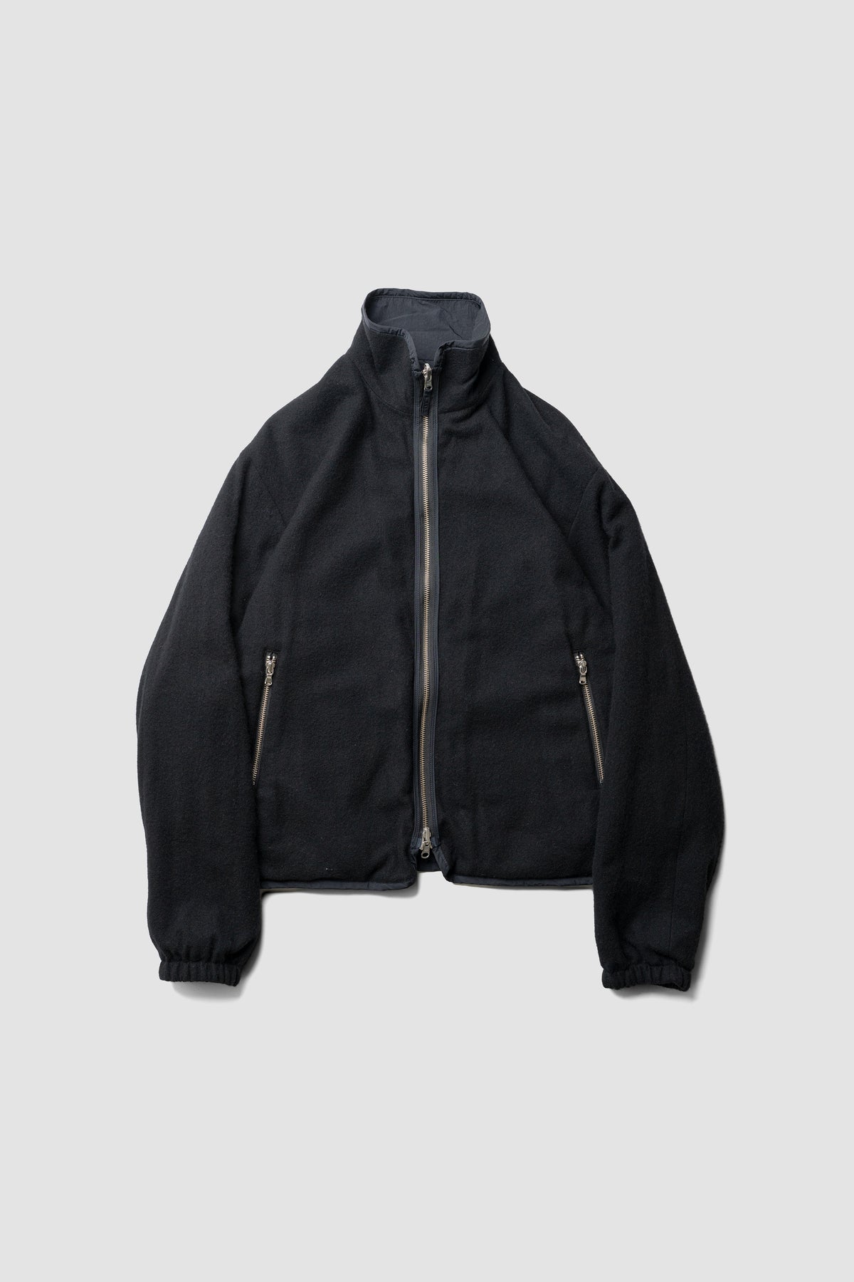 YOKE/ Wool Cashmere Fleece Reversible Blouson "Black"