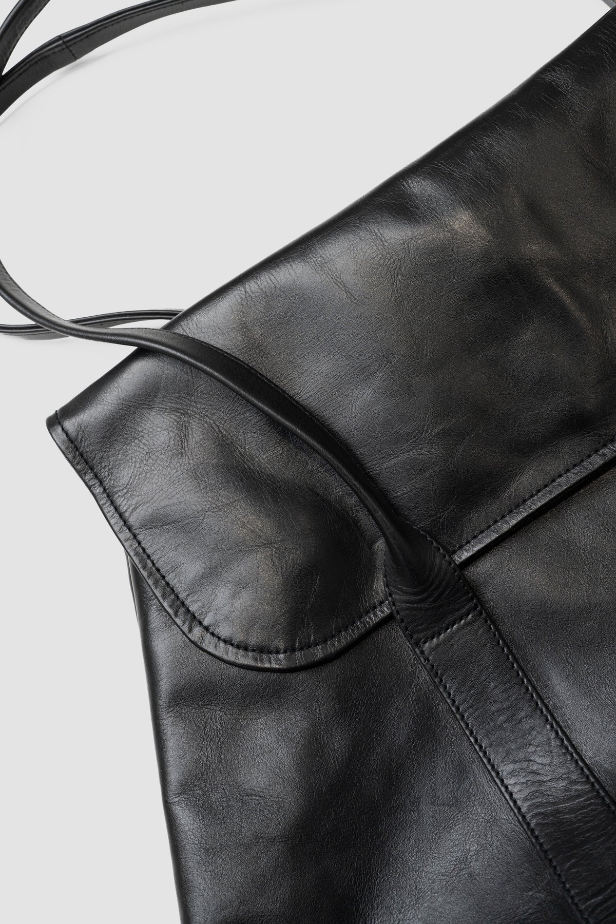 CCU / ROUND TOTE BAG L SIZE "BLACK"