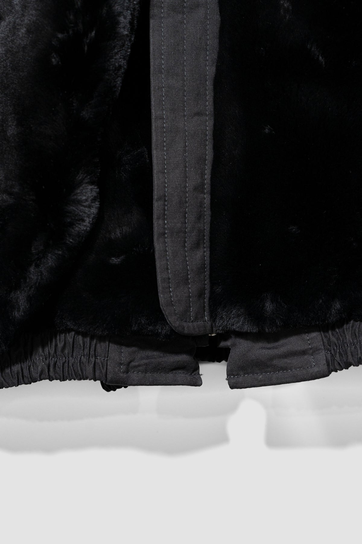 ssstein/ MOUTON INNER REVERSIBLE PADDED JACKET "BLACK"