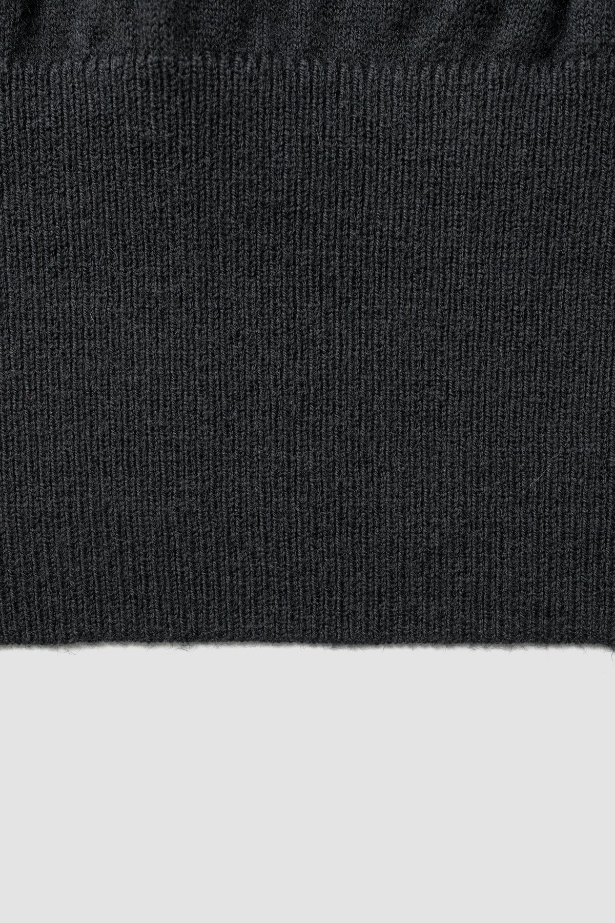 Afiit / COTTON CASHMERE LS  "BLACK"