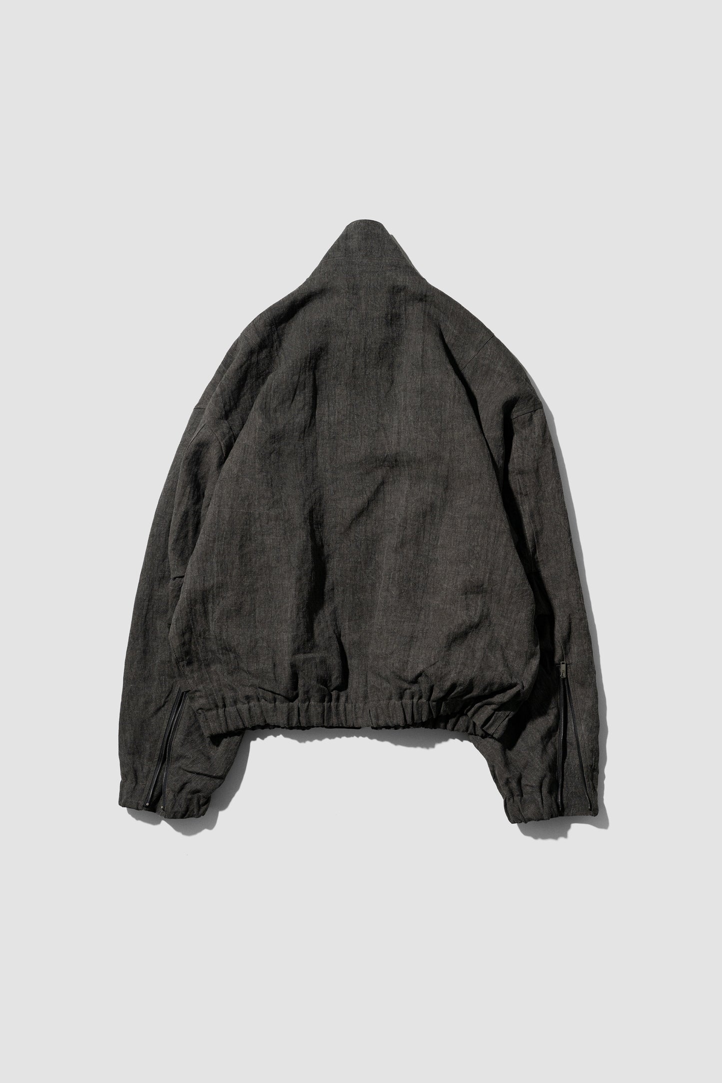 VUJA DÉ / Kira Drape Blouson in Sumi-Dyed Linen "Grey"
