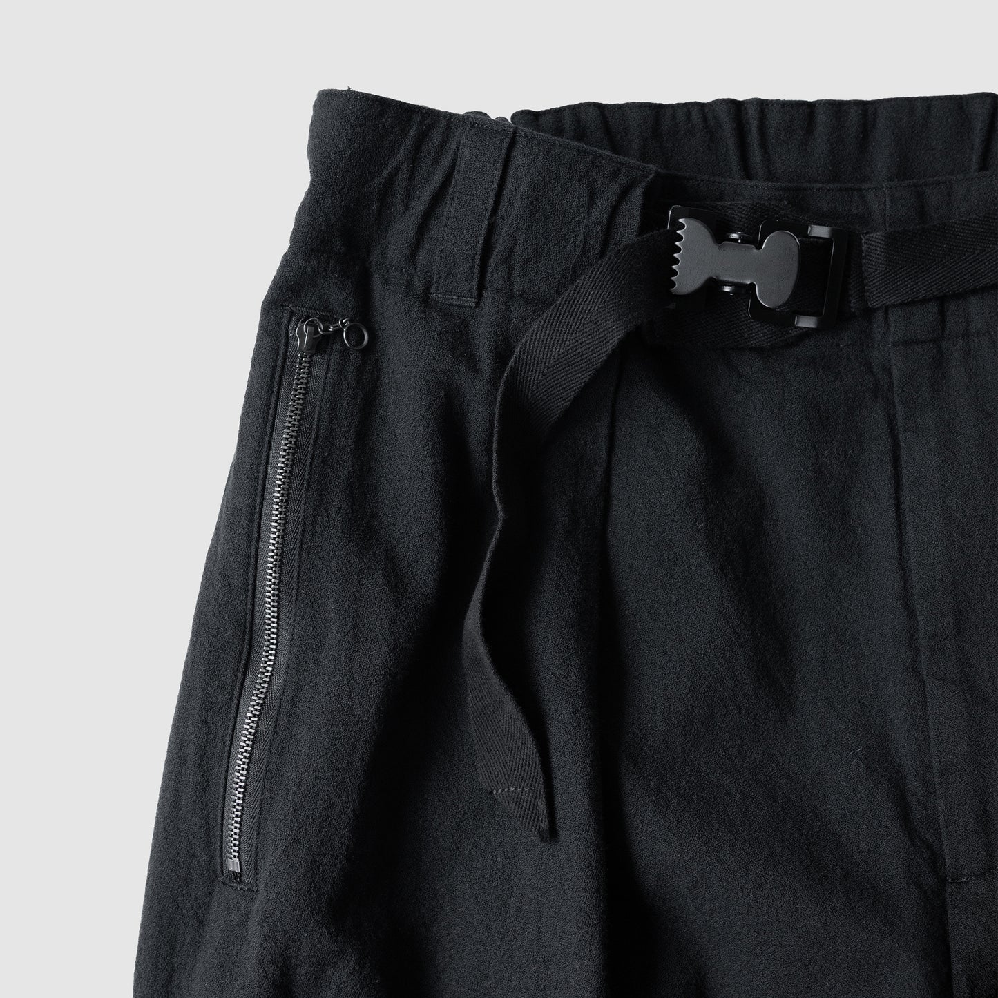 barbell object / clip tuck pt "black"