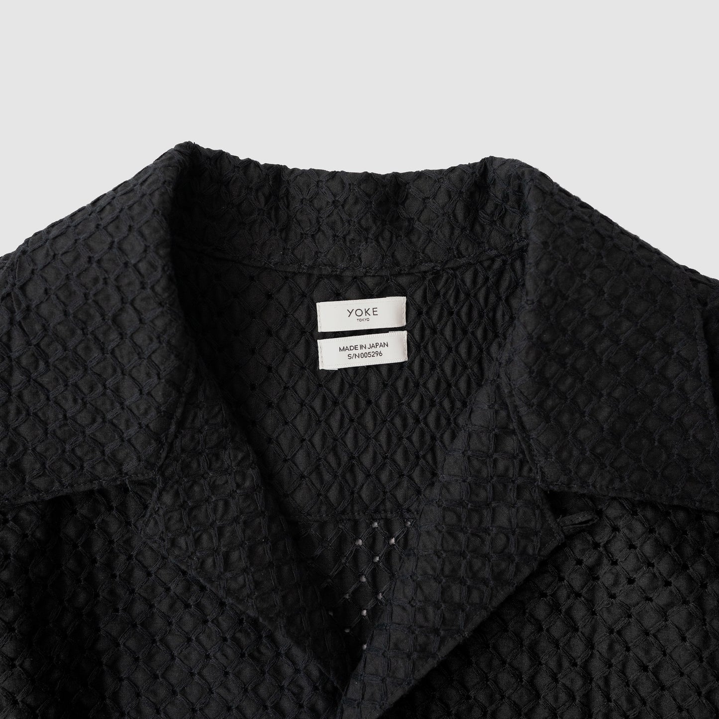 YOKE/ EMBROIDERY OPEN COLLAR SHIRT "BLACK"