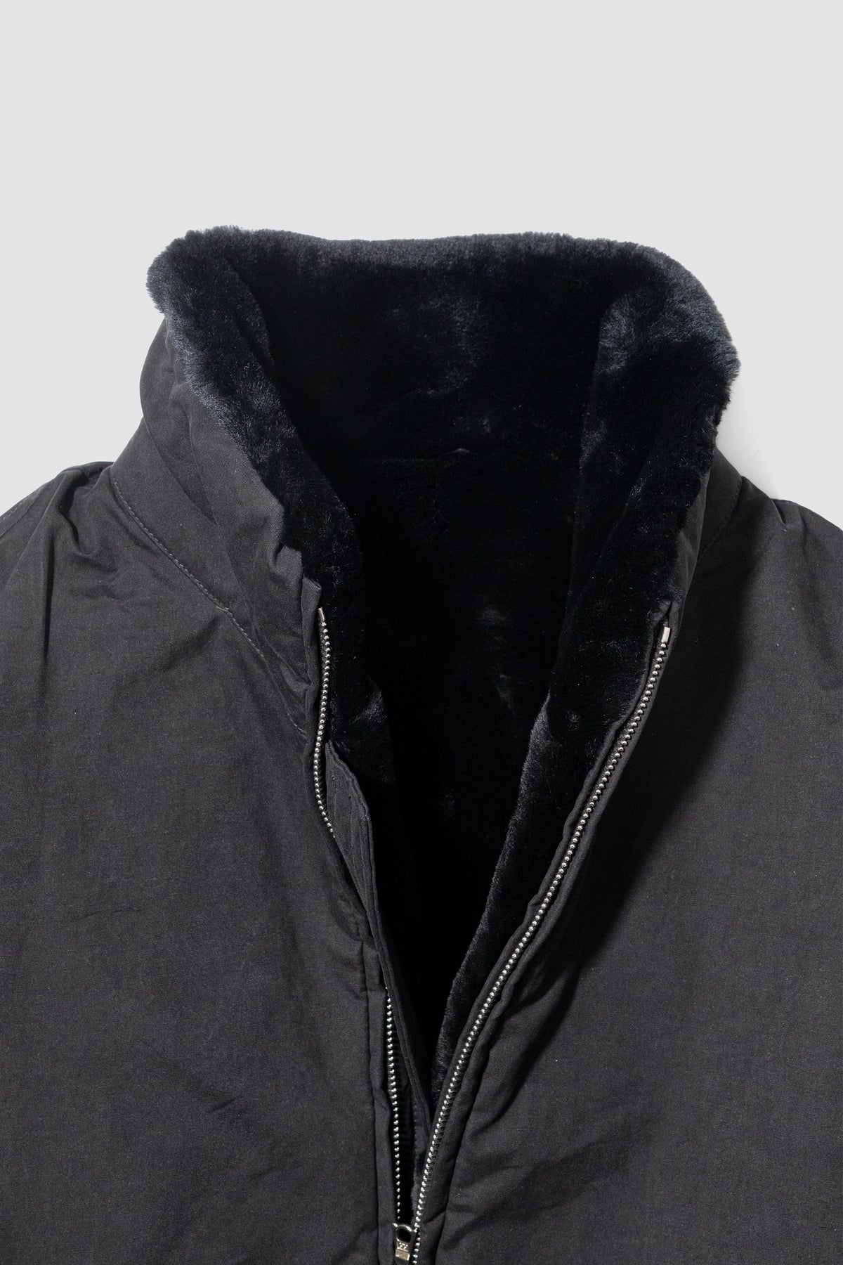 ssstein/ MOUTON INNER REVERSIBLE PADDED JACKET "BLACK"