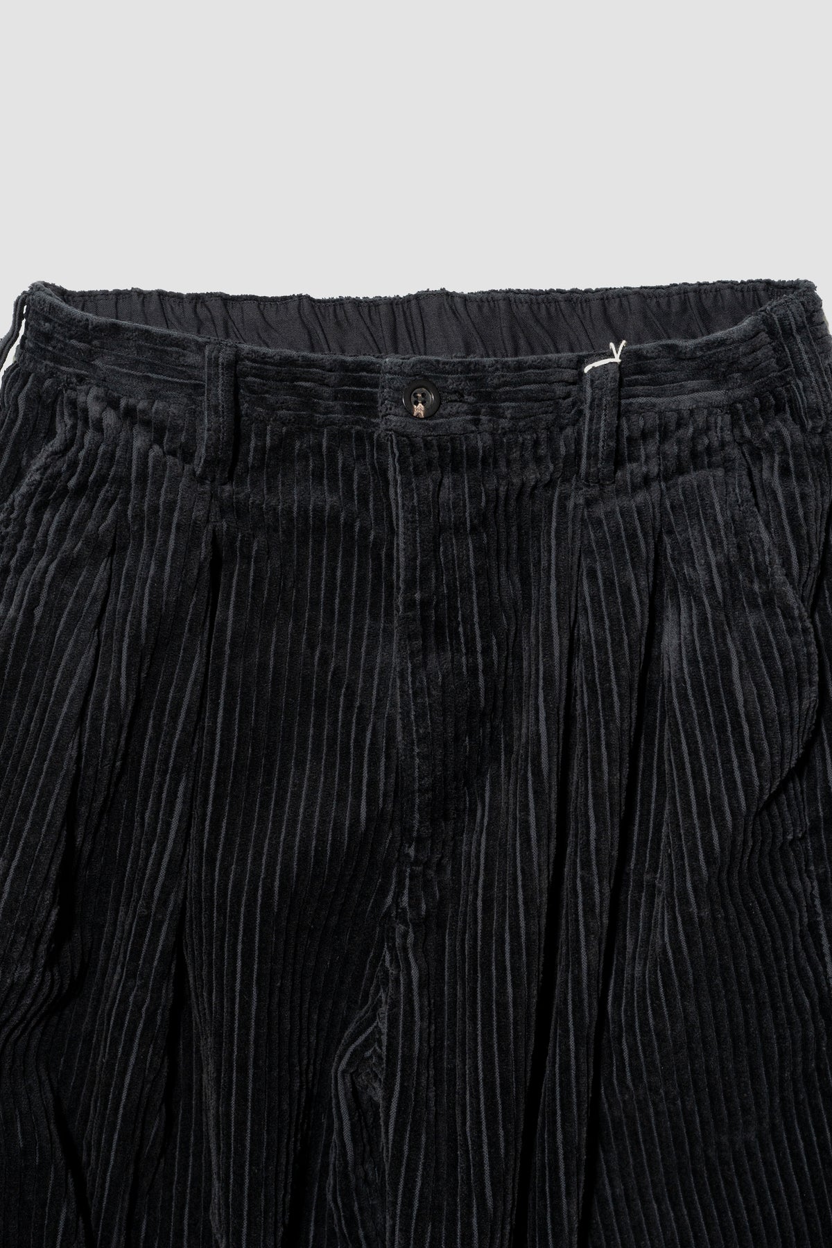 ANCELLM / CORDUROY WIDE SLACKS "BLACK"