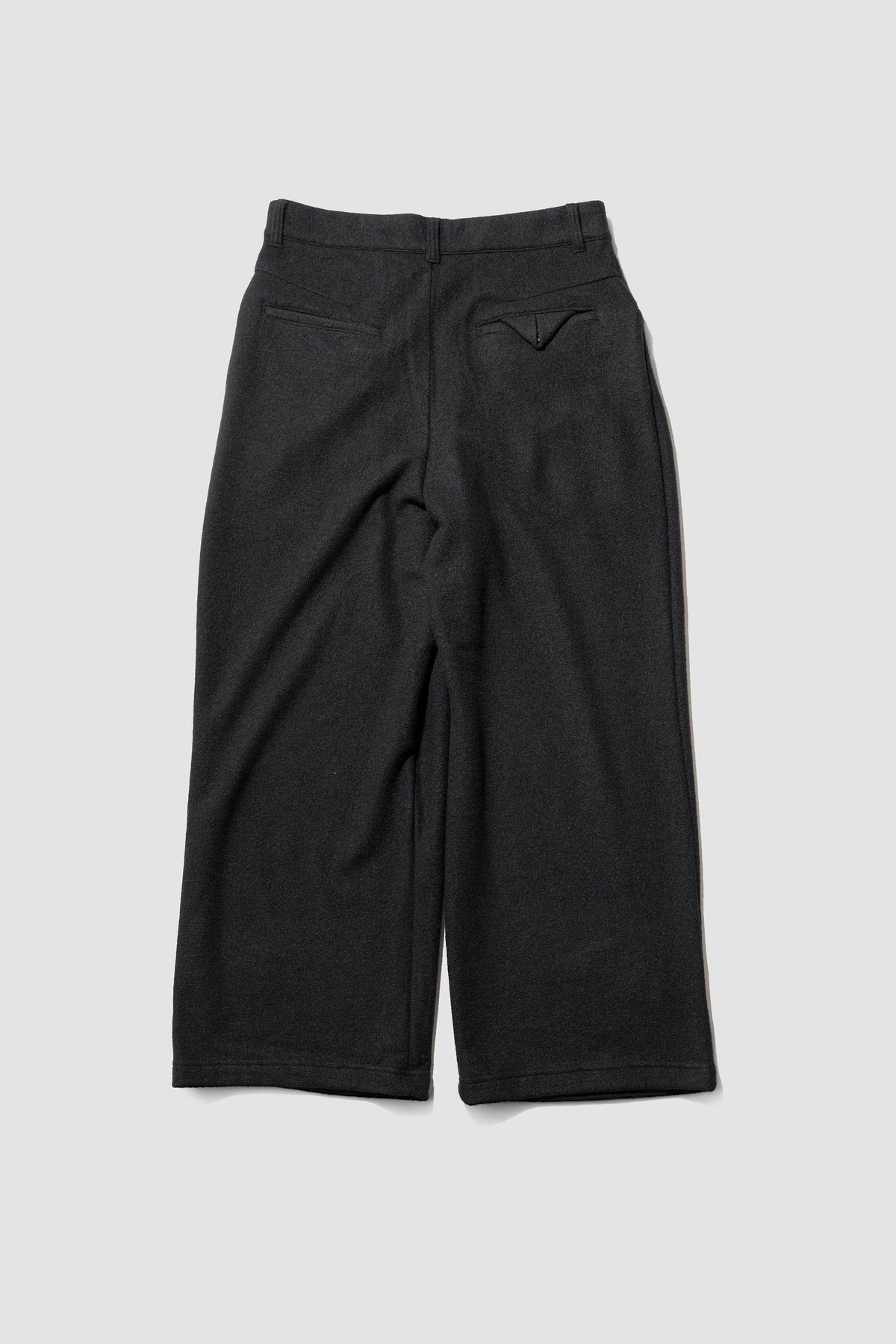 ANCELLM / WOOL CUT WIDE TUCK SLACKS "BLACK"