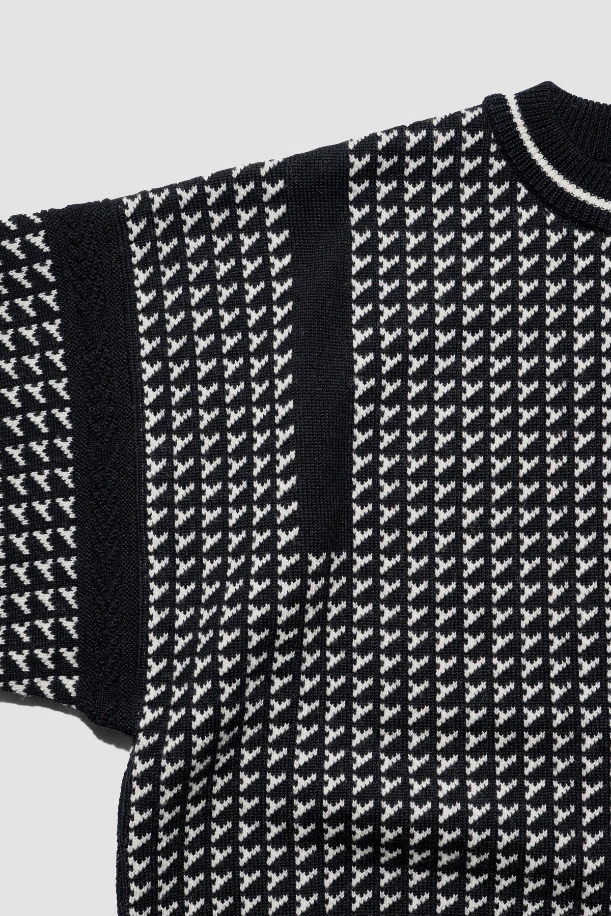YASHIKI / Shinsetsu Knit "BLACK"