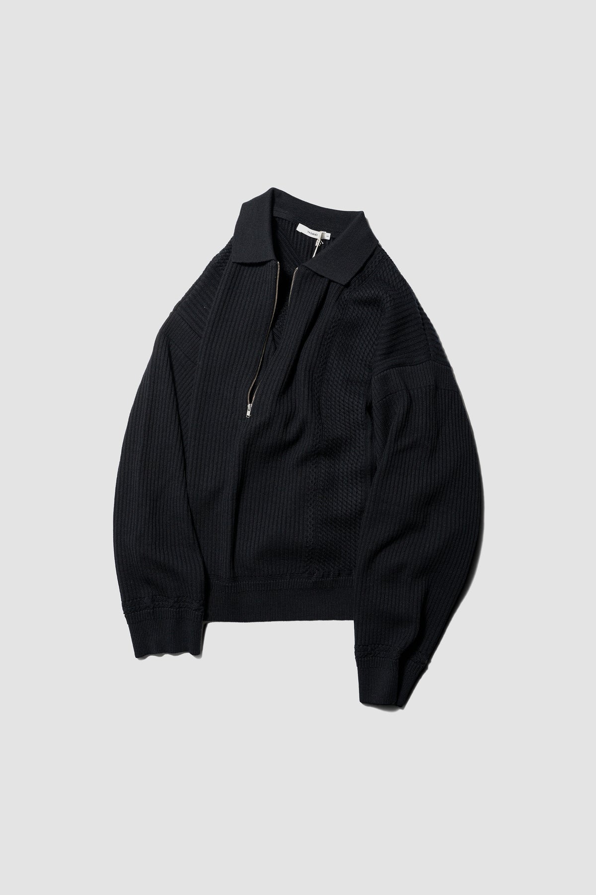 YASHIKI / Teriha Zip Polo "BLACK"