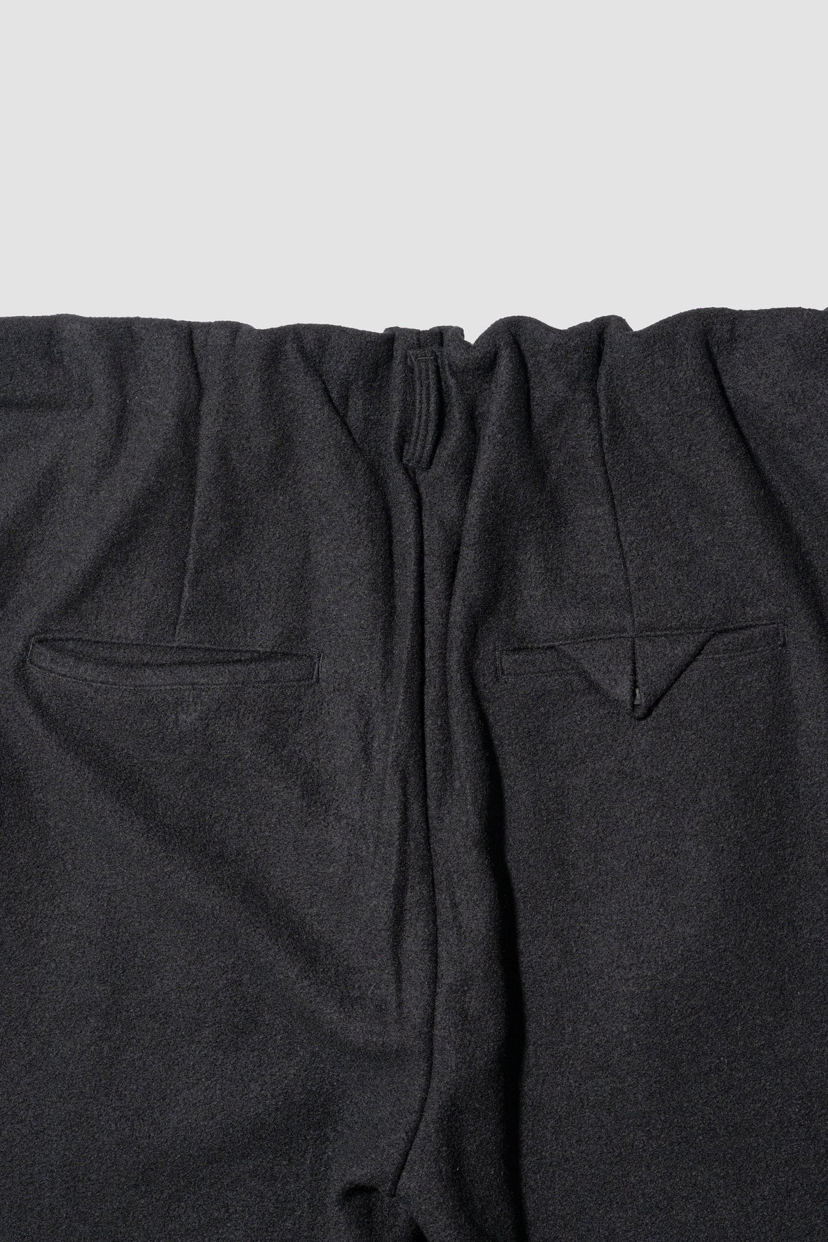 ANCELLM / WOOL CUT SLACKS "BLACK"