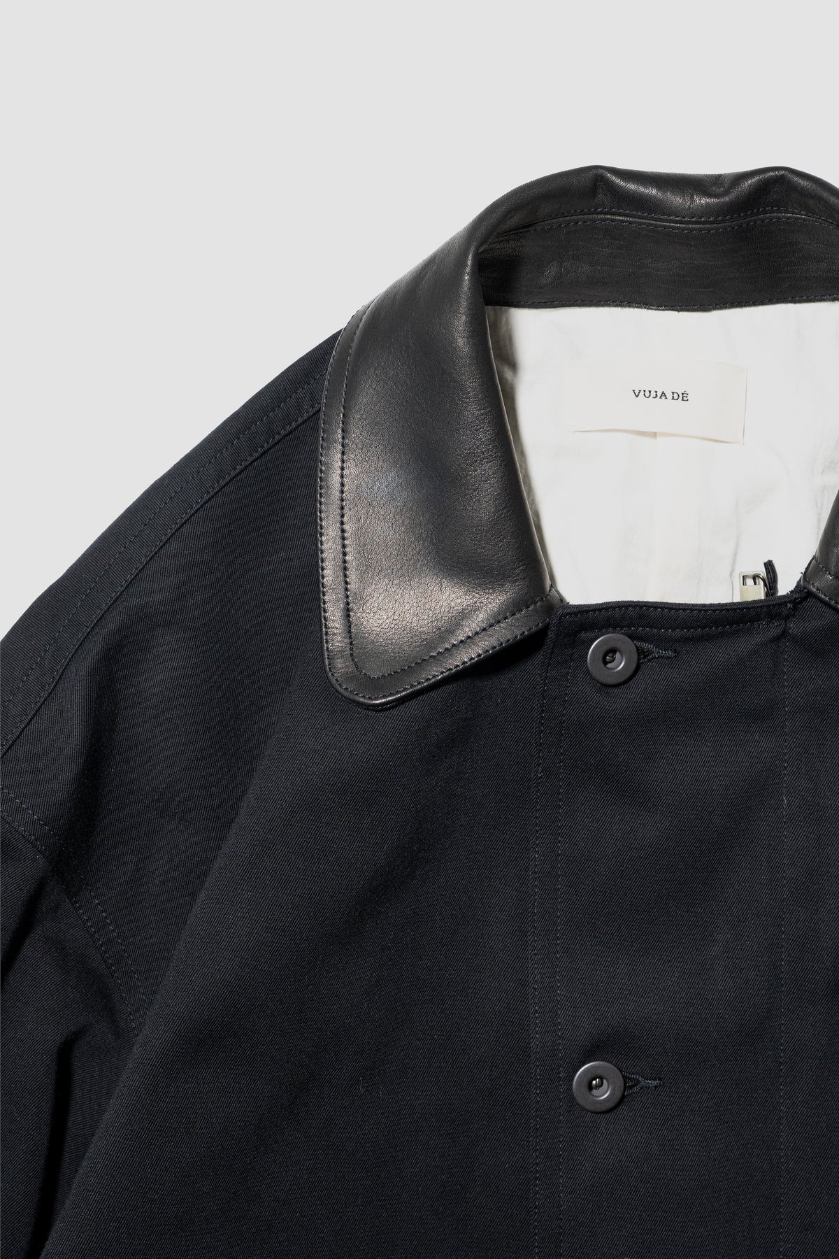 VUJA DÉ / Teo Utility Jacket in Cotton/Cashmere/Silk "Black"
