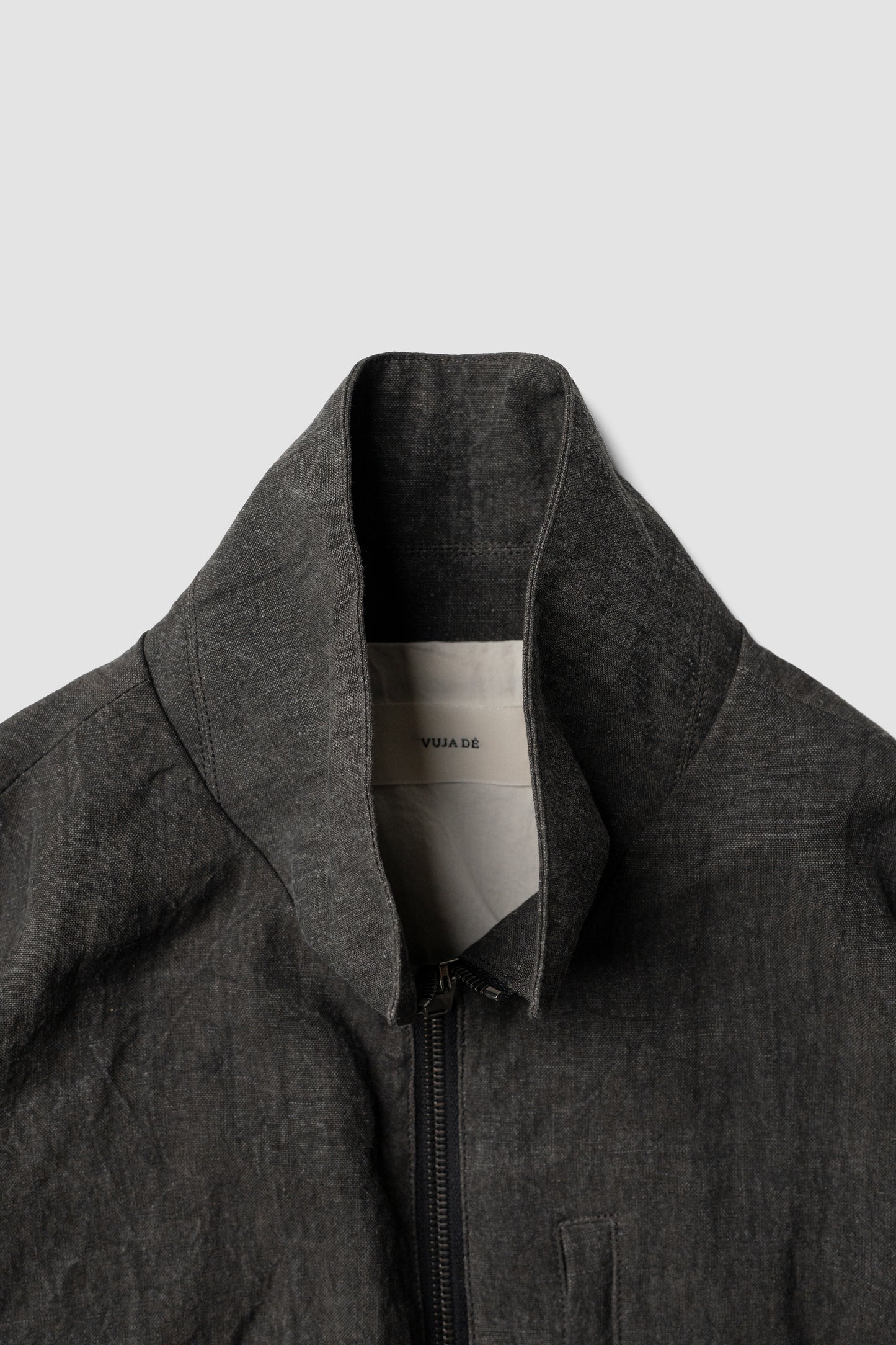 VUJA DÉ / Kira Drape Blouson in Sumi-Dyed Linen "Grey"