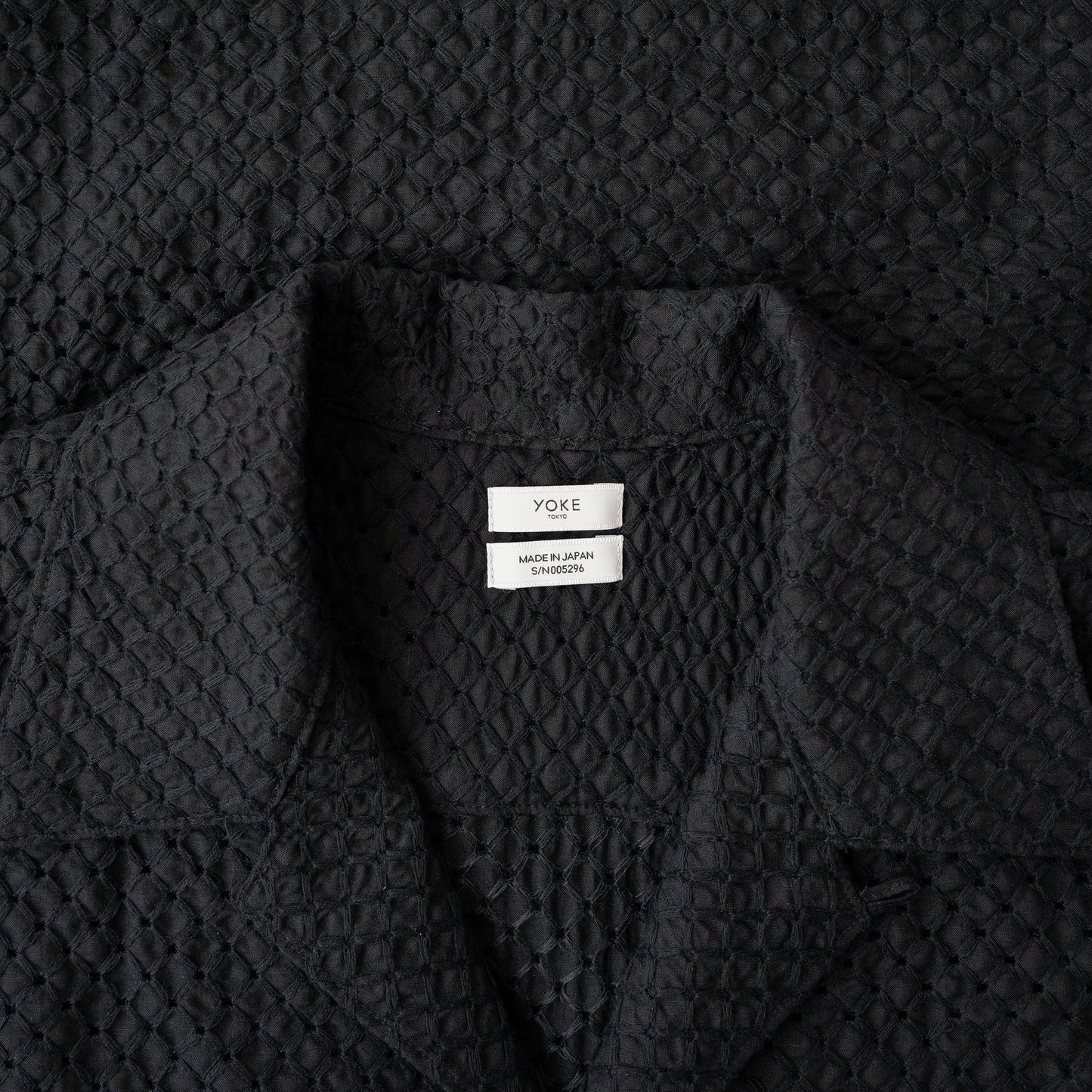 YOKE/ EMBROIDERY OPEN COLLAR SHIRT "BLACK"