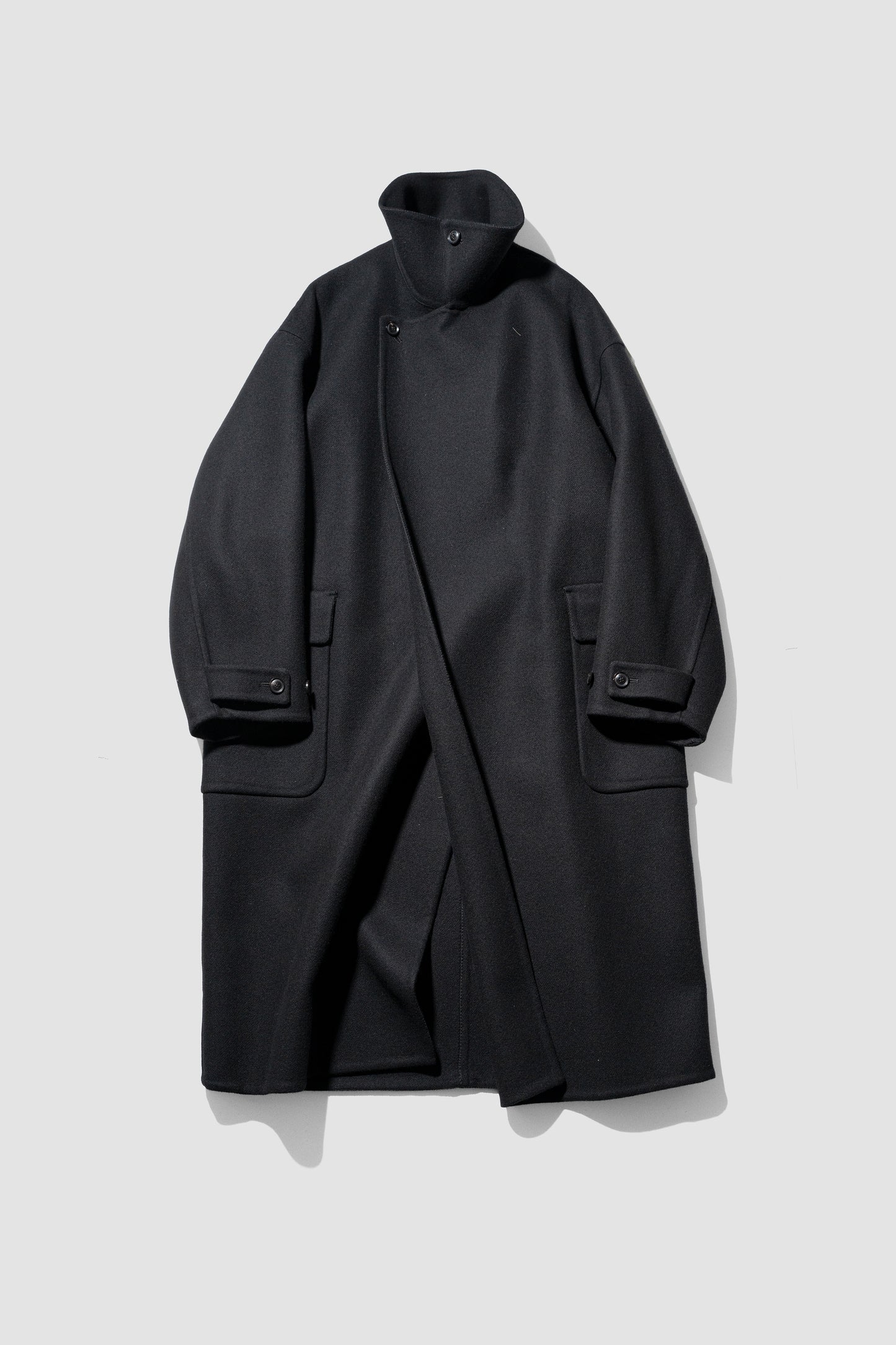 YOKE/ Wool Cashmere Double Breasted Rever Coat "BLACK"
