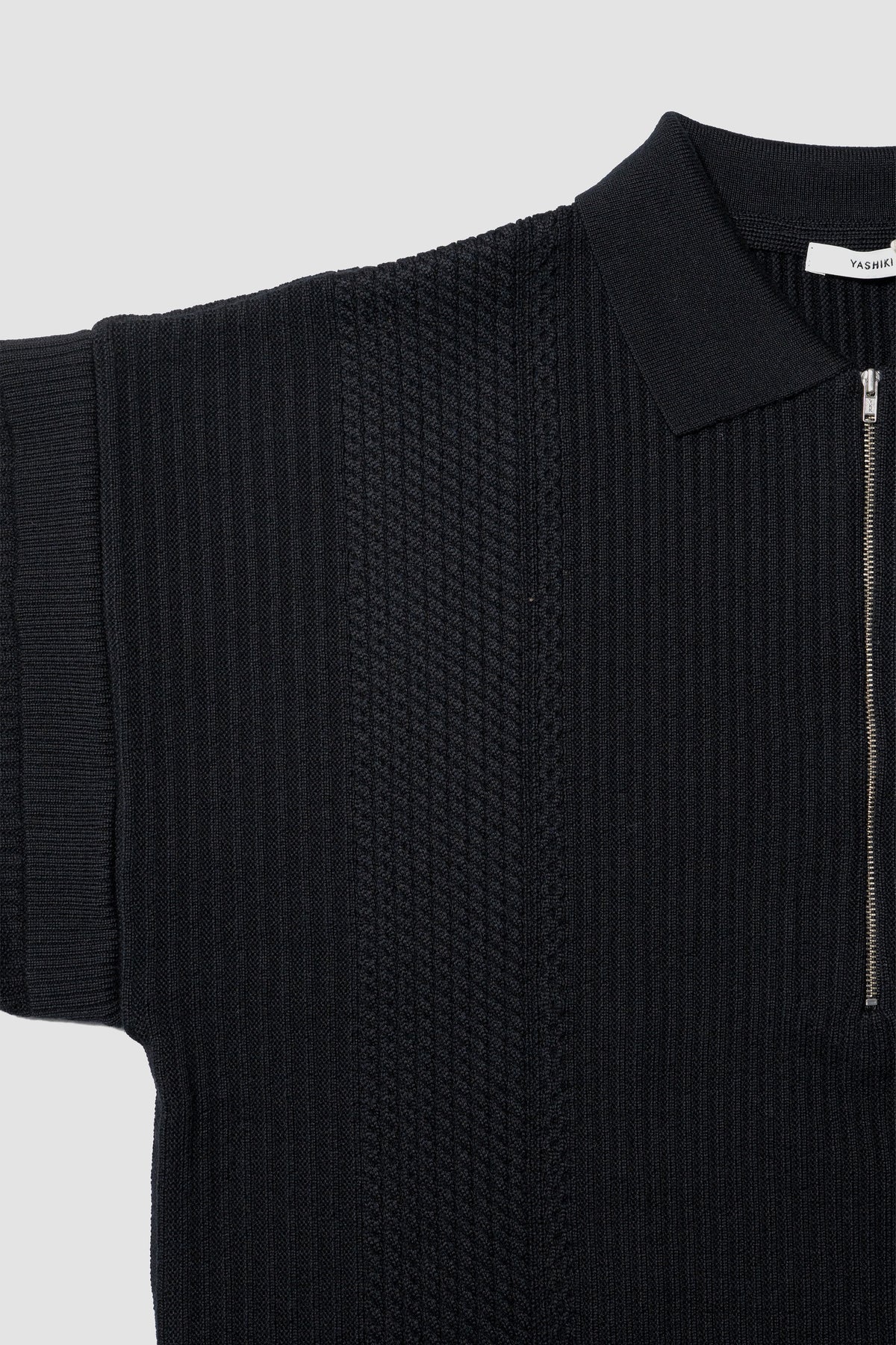 YASHIKI / Teriha Zip Polo "BLACK"