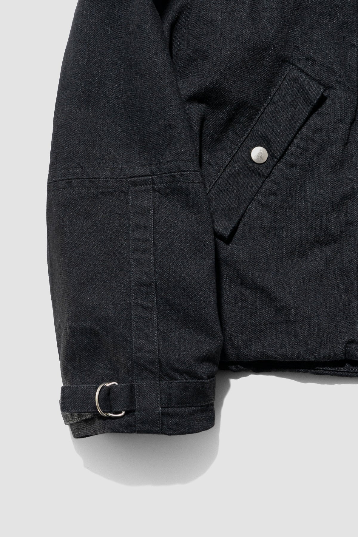 VUJA DÉ / Luca Bondage Jacket in Organic Cotton "Black"