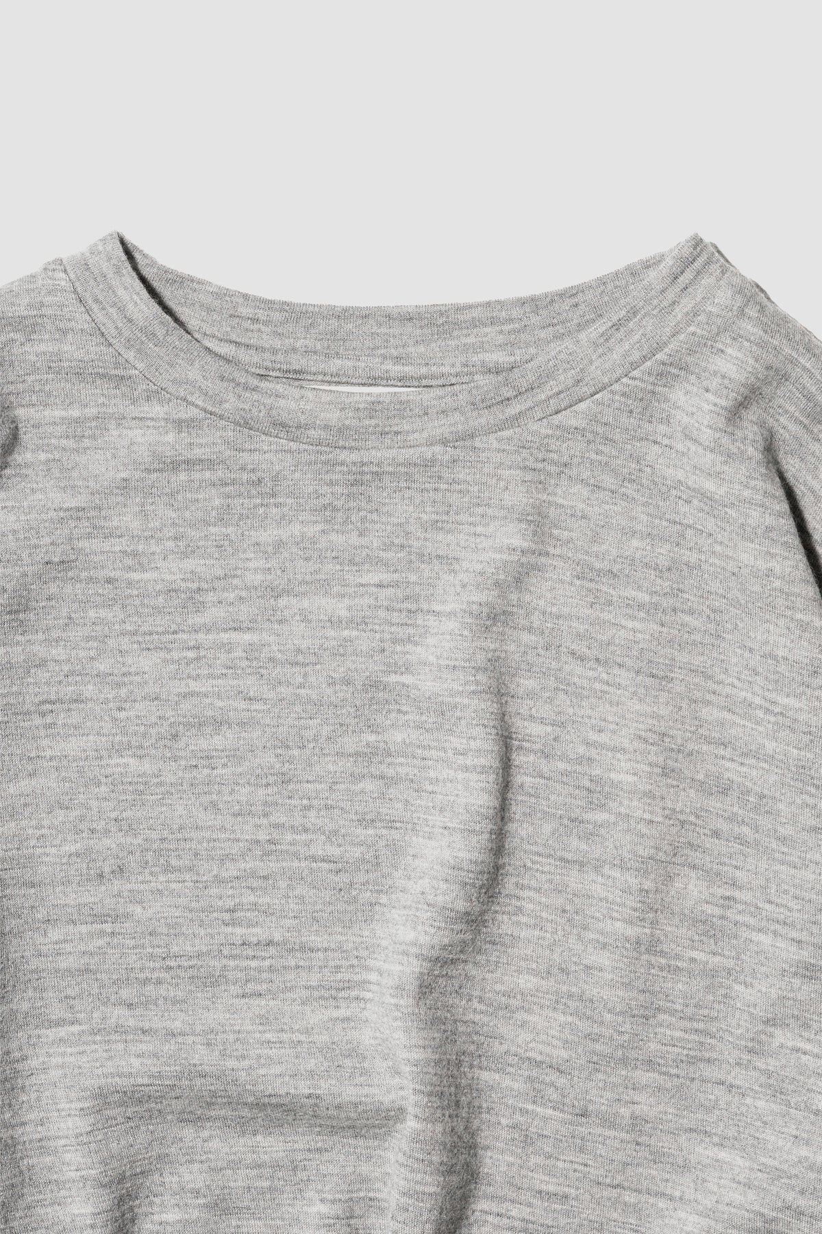 barbell object / wool bo top "gray"